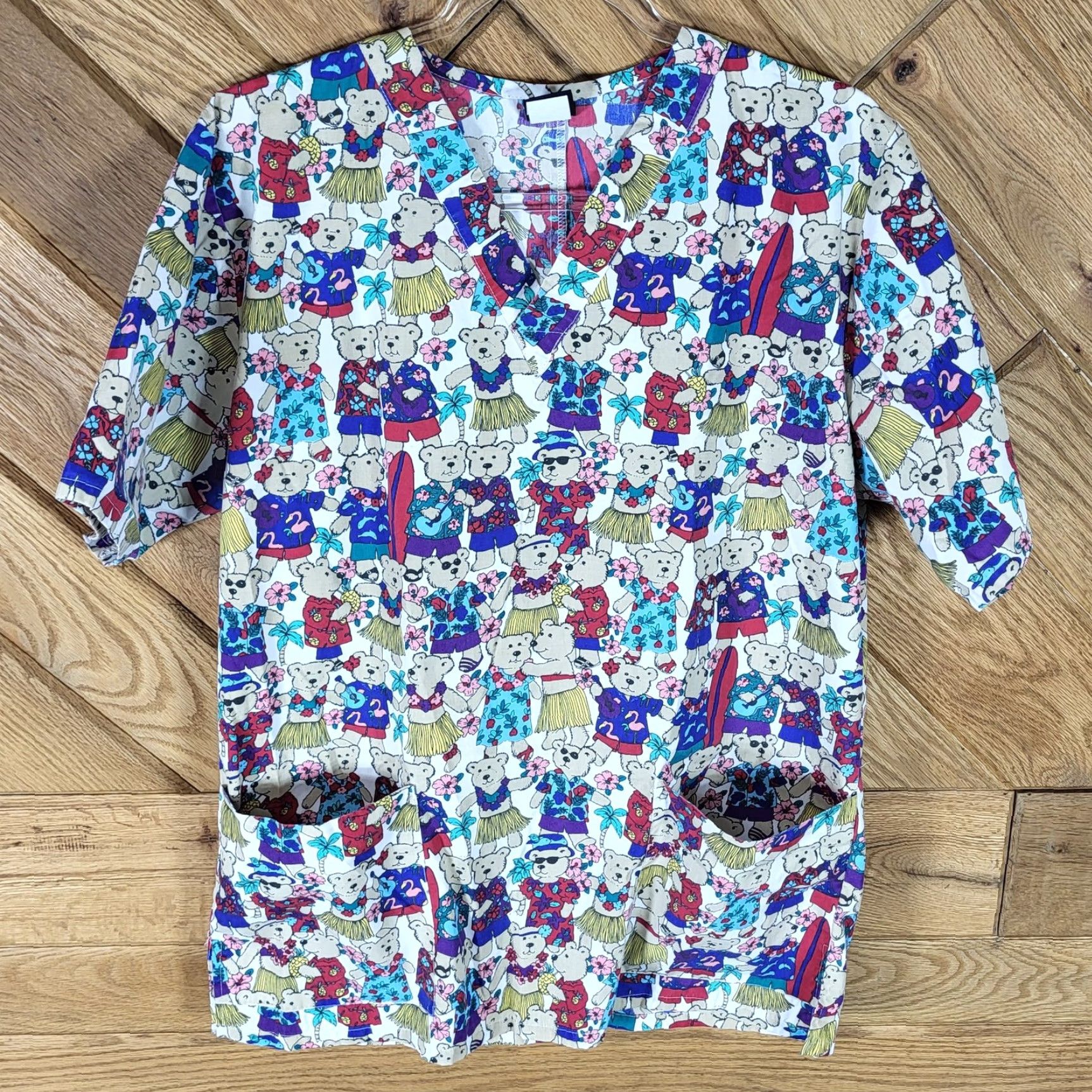 Vintage Barco Womens Scrub Top Medical V-Neck Pockets Hawaiian Bear Print S Multi Womens Barco Birko? Size S / US 4 / IT 40 - 6 Thumbnail
