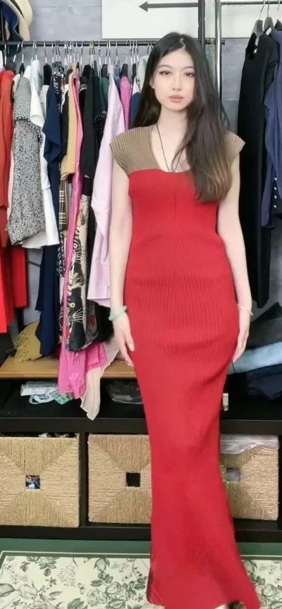 Issey Miyake Issey Miyake size:2 Red mainline fashion long dress Size M / US 6-8 / IT 42-44 - 1 Thumbnail