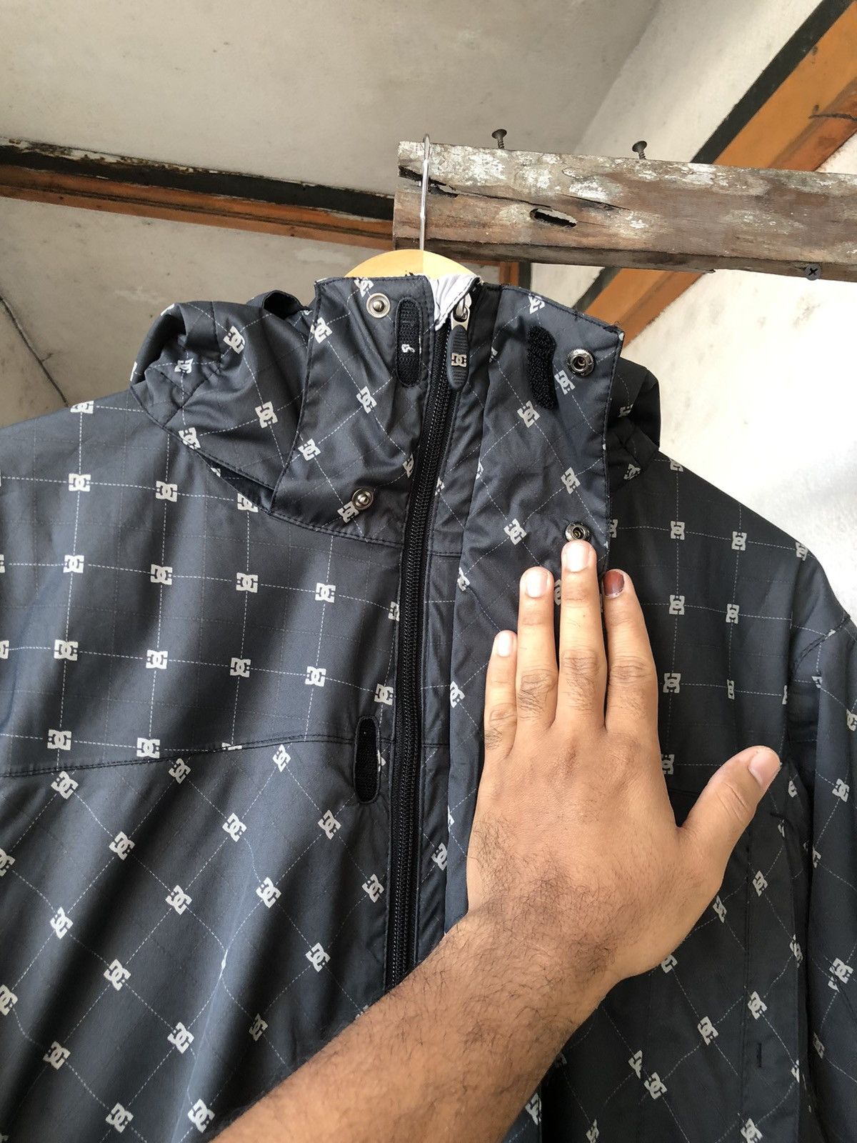 Sports Specialties Rare❗️DC 5000 Series Exotec Layered Weather Protection Jacket Size US L / EU 52-54 / 3 - 16 Thumbnail