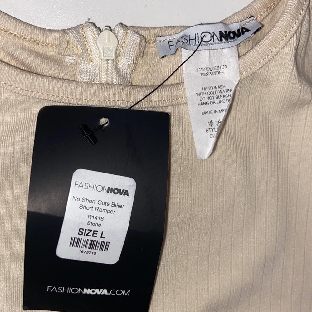 Fashion Nova Fashion Nova l NWT Bike Short Romper Size Large Size 36" / US 14 / IT 50 - 10 Thumbnail