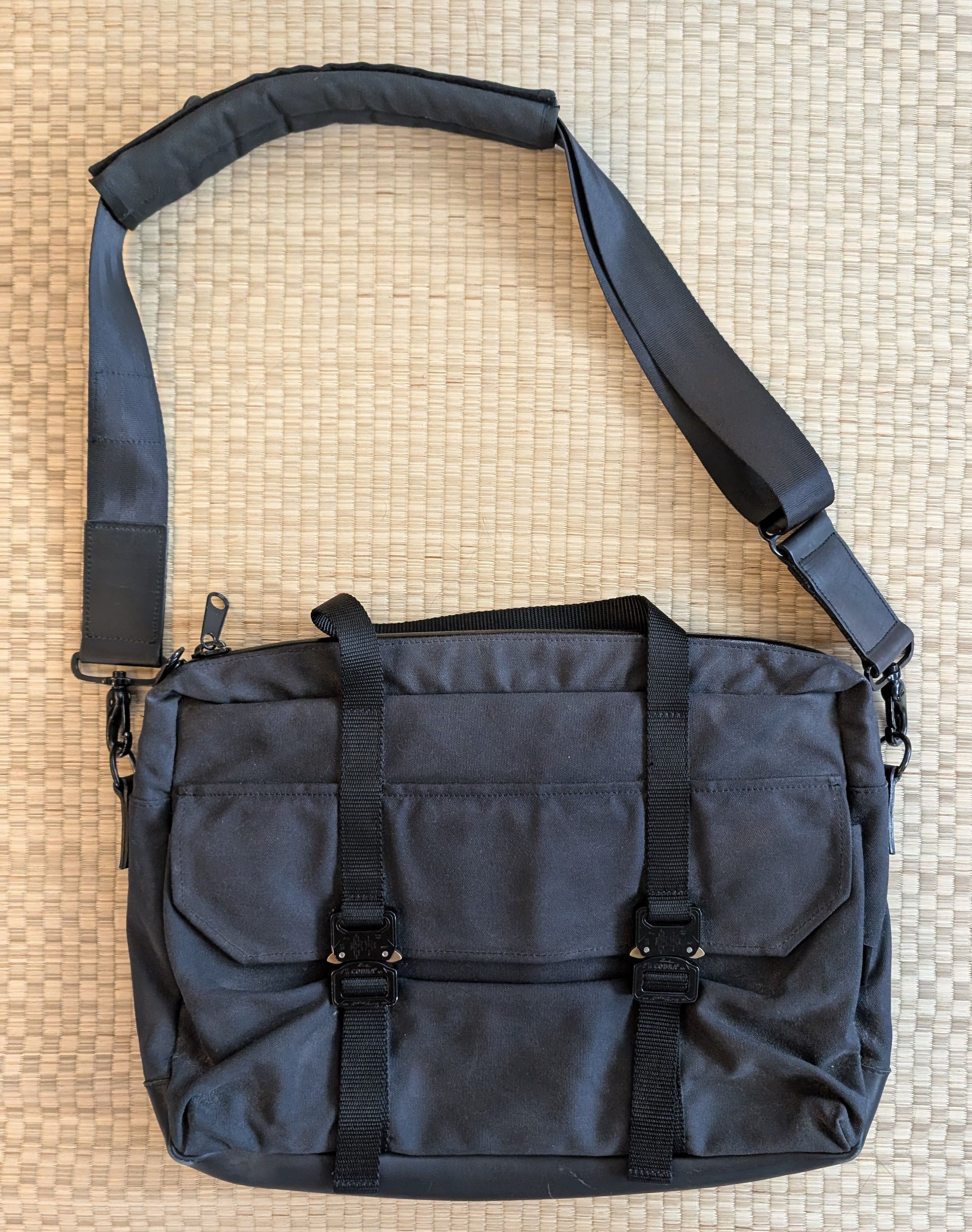 Other Defy Defender Briefcase COBRA Buckles Made in USA Size ONE SIZE - 1 Thumbnail
