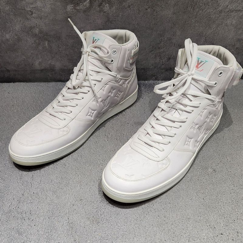 Louis Vuitton Louis Vuitton Rivoli High-Top Sneakers for Men 0079 Size US 11 / EU 44 - 1 Thumbnail