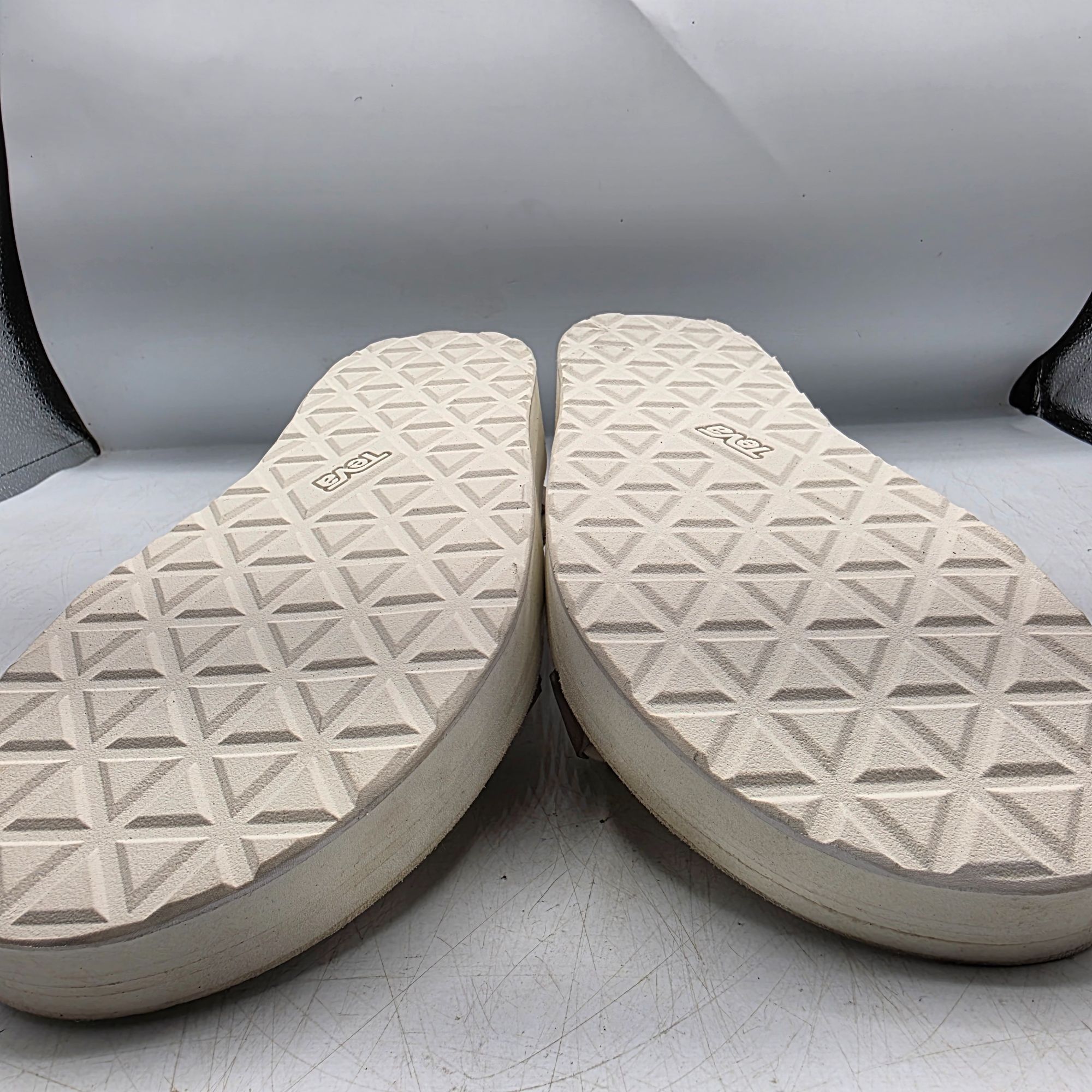 Teva Teva Flatform Womens 8 Platform Sandals Universal Metallic S Size US 8 / IT 38 - 11 Thumbnail