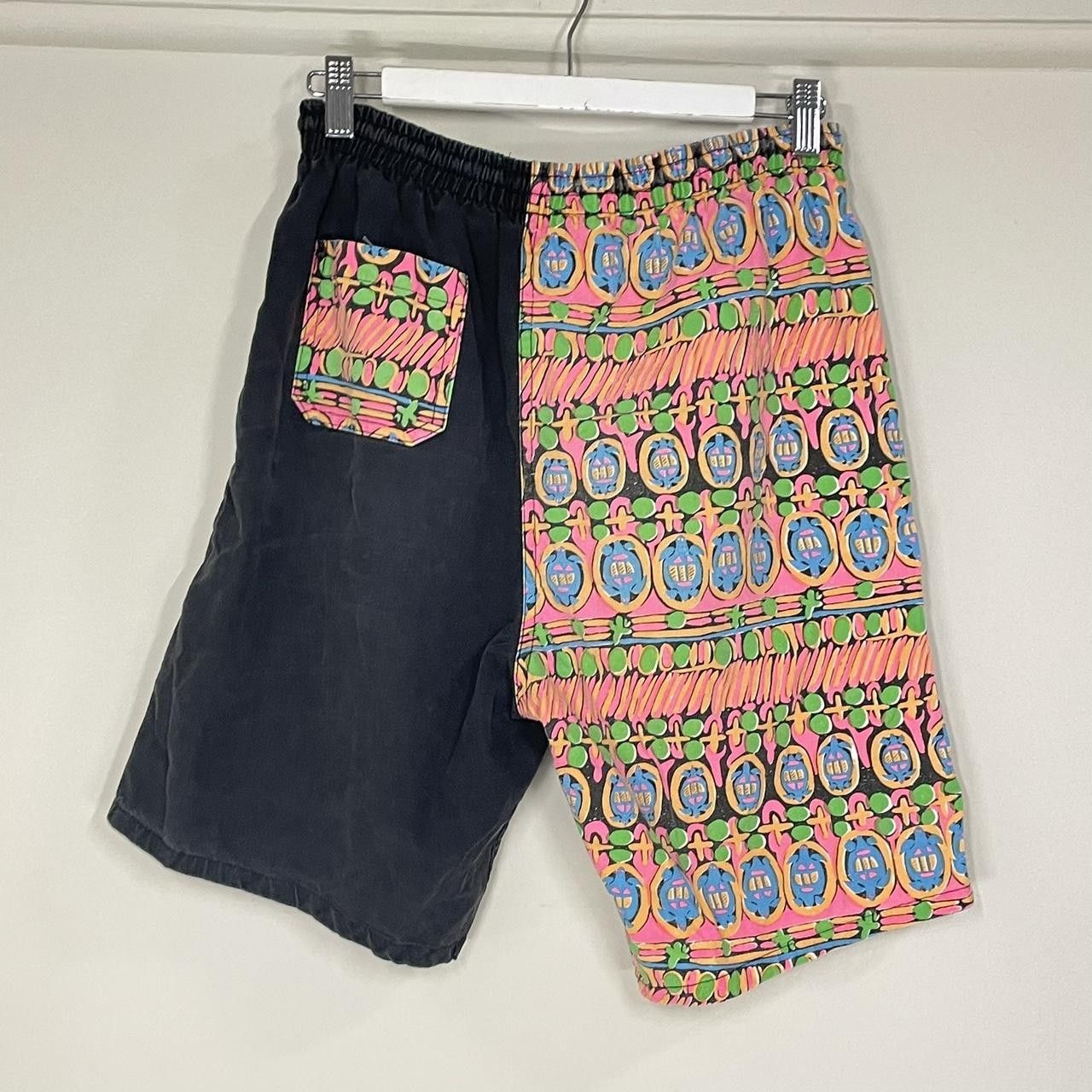 Other Bermuda Triangle Vintage Turtle Patchwork Shorts Size US 32 / EU 48 - 2 Thumbnail