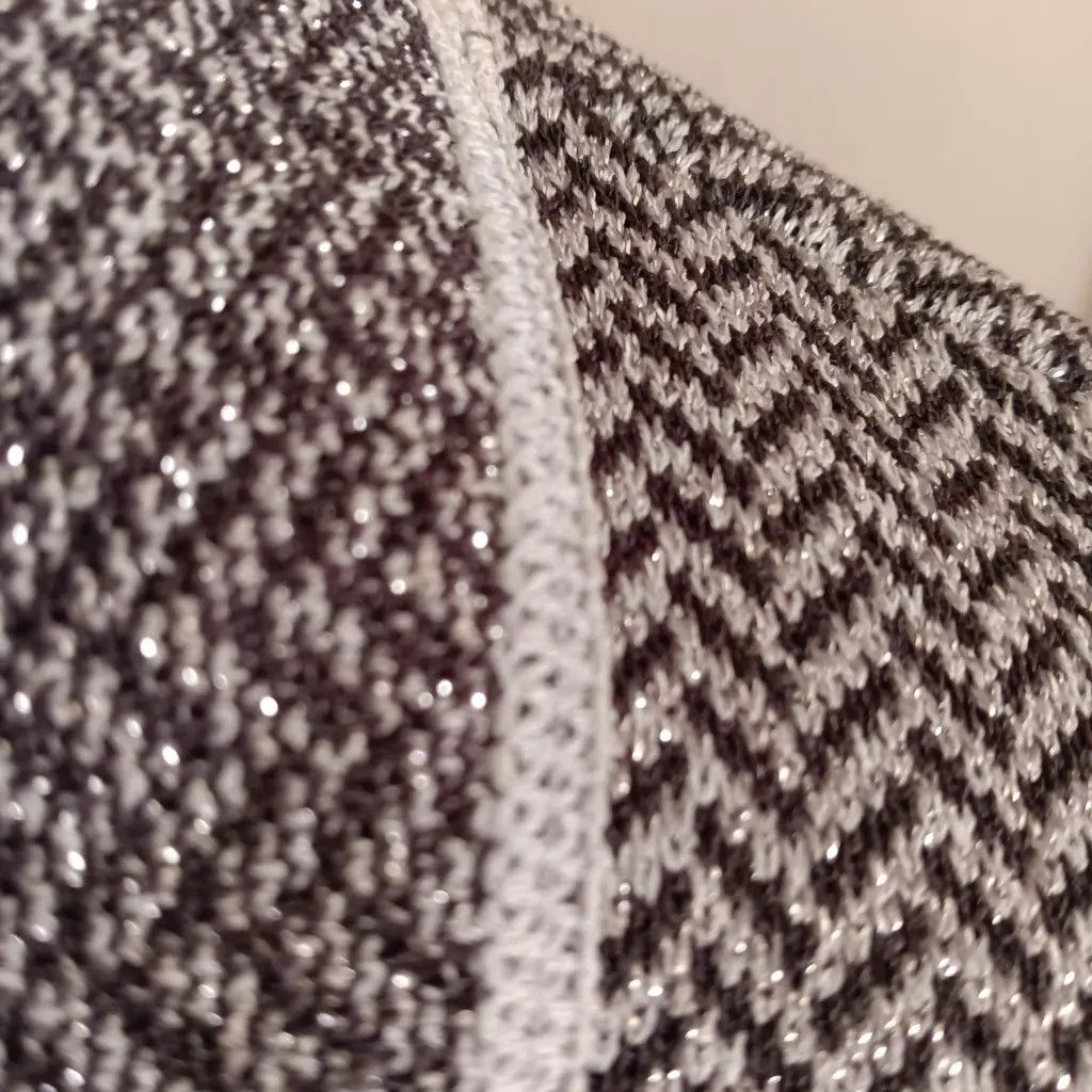 Other Jones New York Herringbone Sculpted Knit Blazer Size M / US 6-8 / IT 42-44 - 9 Thumbnail