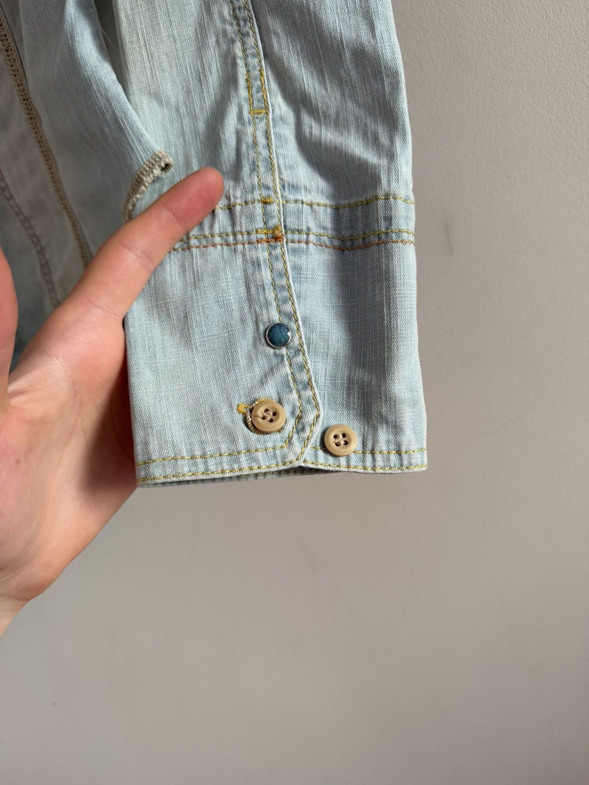 Levi's Levi’s Fitted Western Denim Shirt Size S / US 4 / IT 40 - 5 Thumbnail