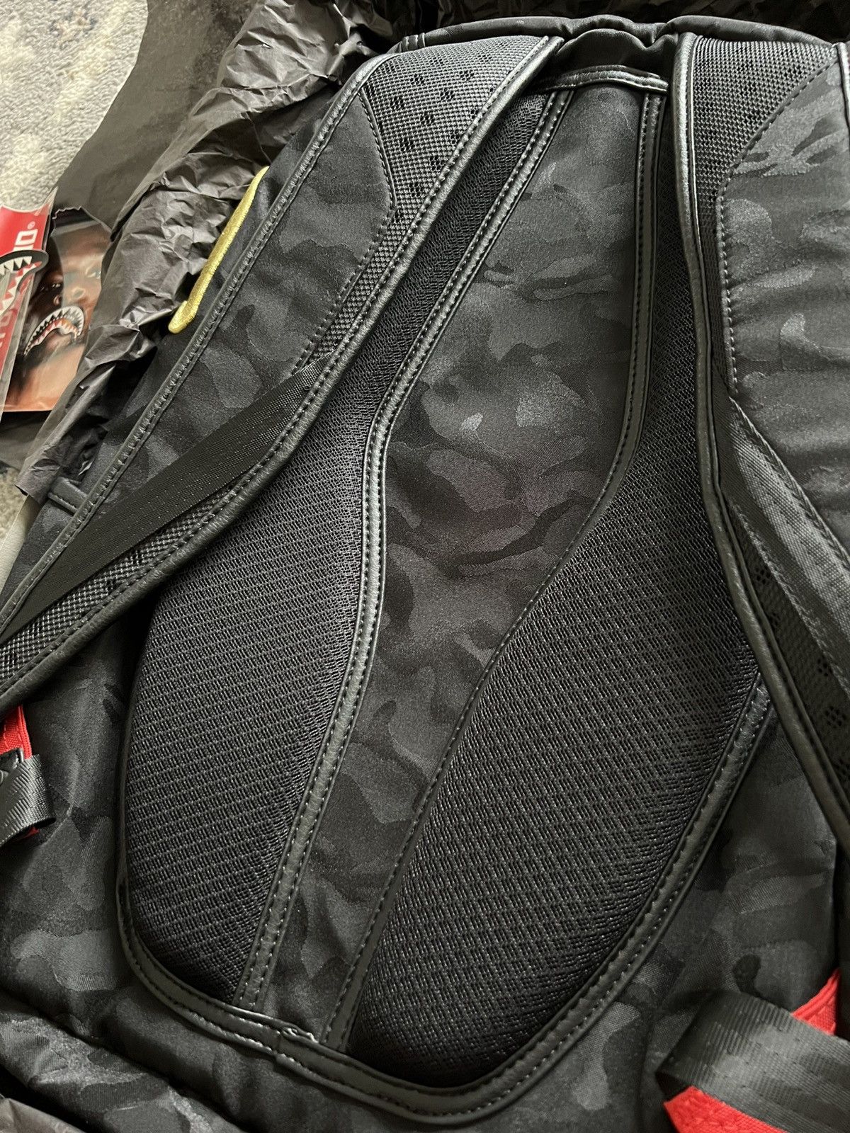 Sprayground Sprayground AB84 “Gold Shark” Backpack — 1 of 28 — Deadstock Size ONE SIZE - 11 Thumbnail