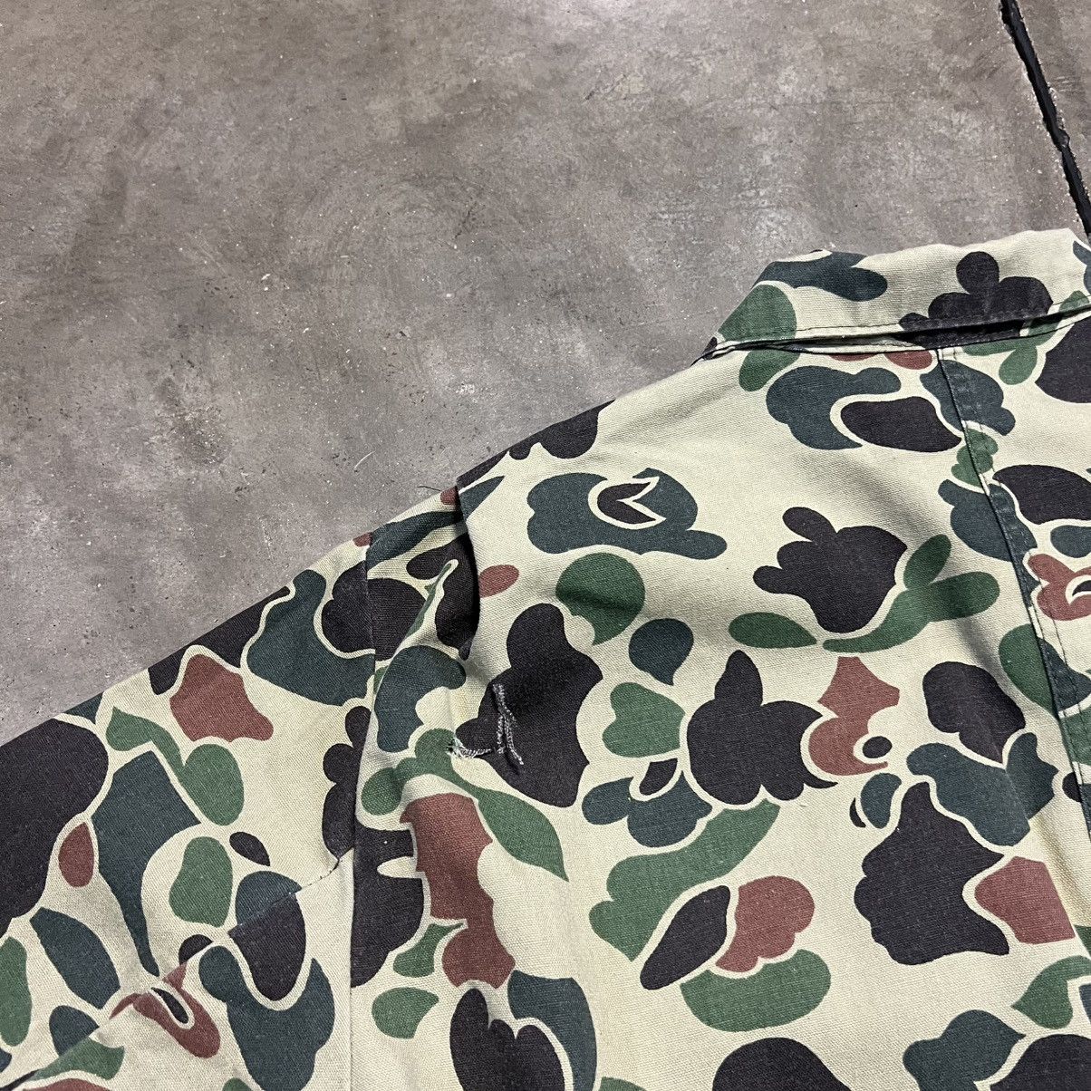 Vintage × Walls Vintage 90s Walls Camo Workwear Jacket Cropped Boxy USA Made Size US L / EU 52-54 / 3 - 9 Thumbnail