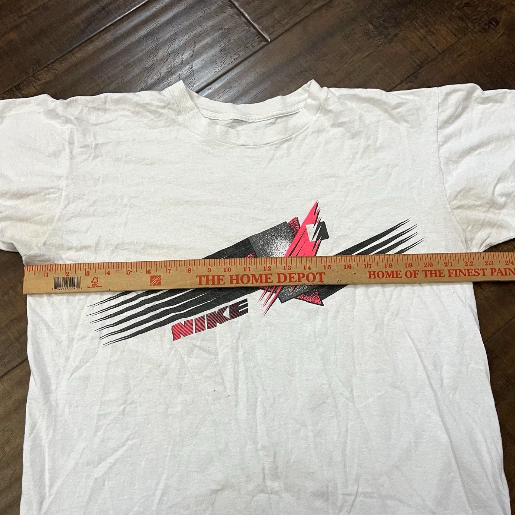 Nike VINTAGE 80s Nike Swoosh Graphic T-Shirt White L Mens 90s Tennis Size US L / EU 52-54 / 3 - 7 Thumbnail