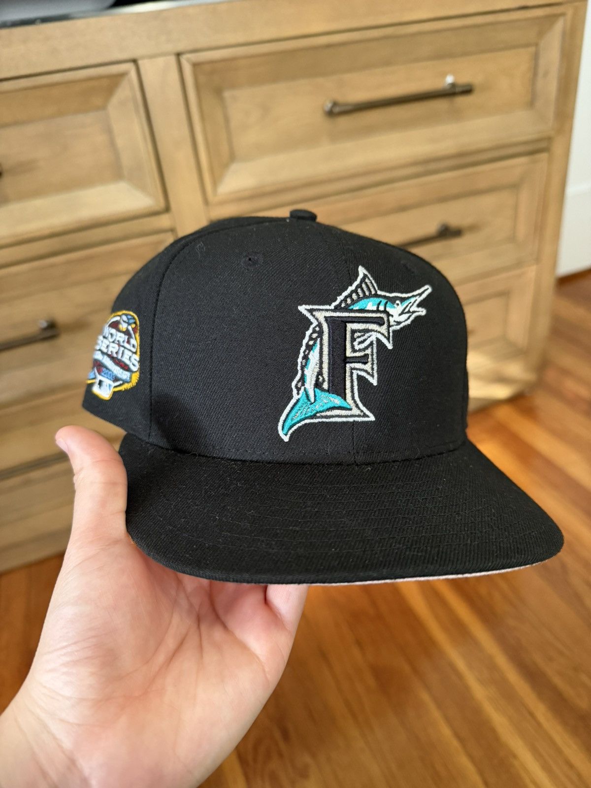Hat Club Marlins Hat Club 7 3/8 Pink Brim Size ONE SIZE - 1 Thumbnail