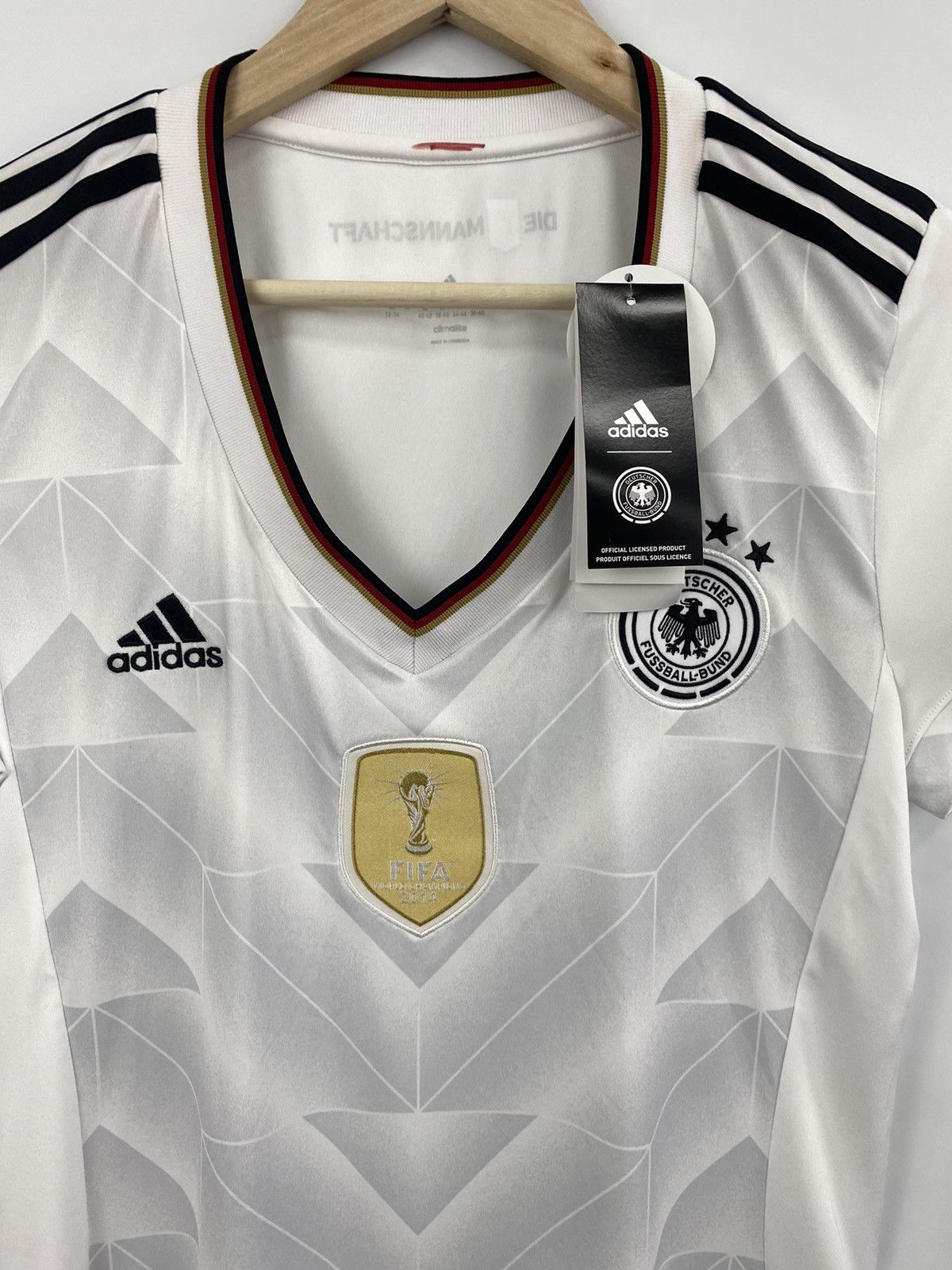 Adidas 🇩🇪 Adidas Germany 2014 WORLD CHAMPIONS jersey soccer t-shirt Size M / US 6-8 / IT 42-44 - 4 Thumbnail
