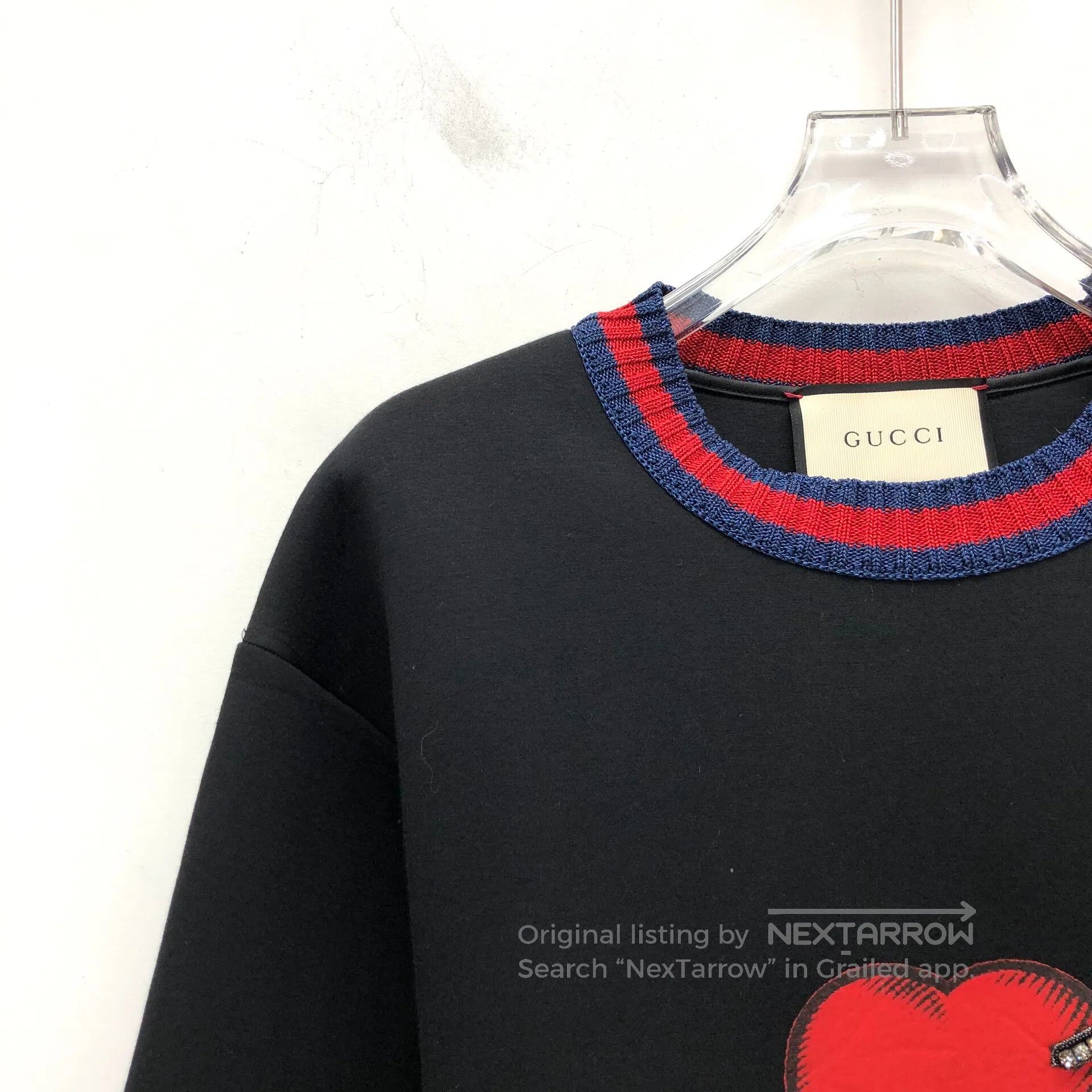 Gucci Guicci Black one-arrow-through-heart diamond-studded print Size US XXS / EU 40 - 3 Thumbnail
