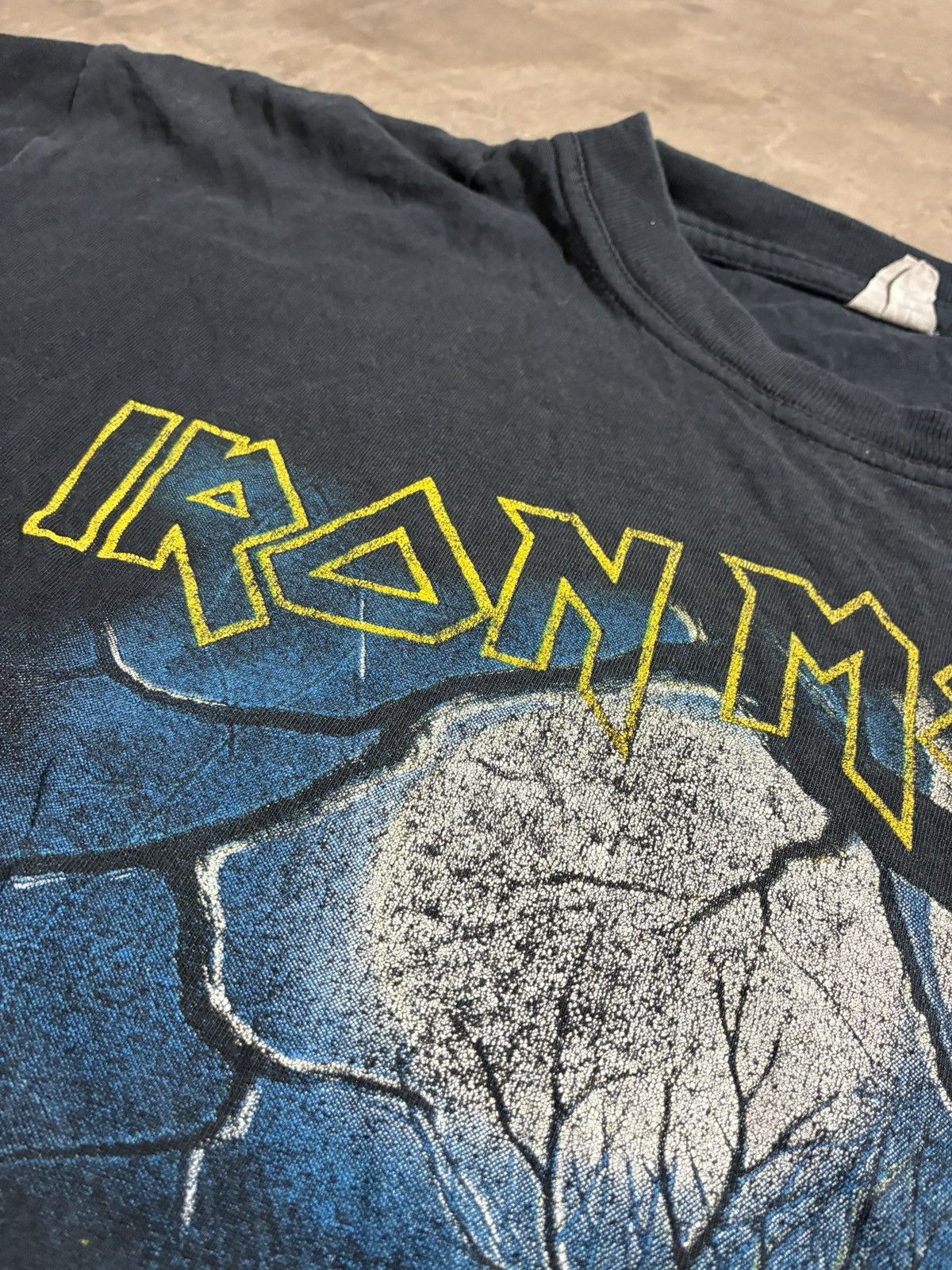 Other Vintage Iron Maiden Fear of the Dark 1992 bad t shirt faded Size US S / EU 44-46 / 1 - 6 Thumbnail