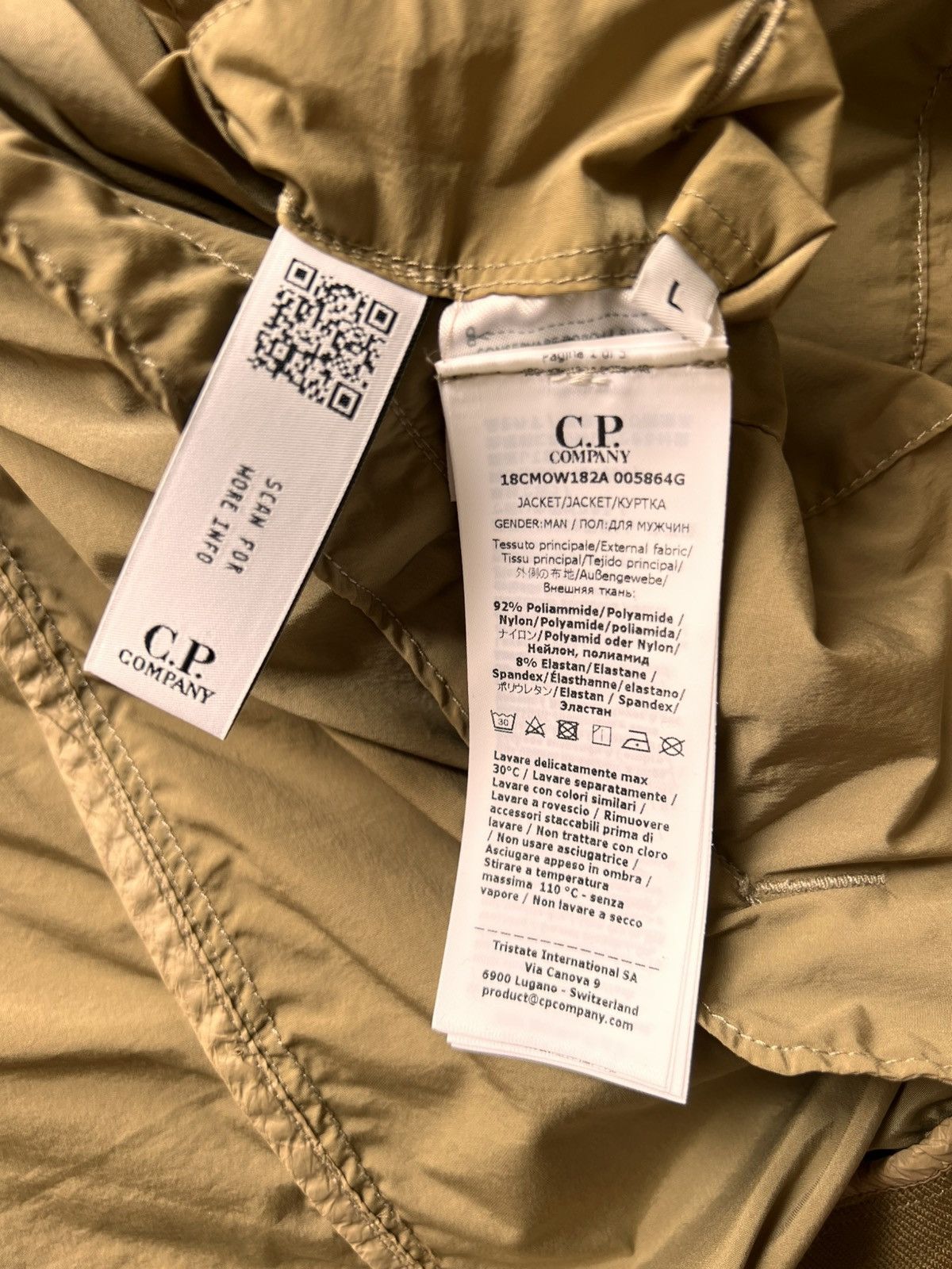 C.P. Company C.P. Company NYcra-R short lightweight Jacket Beige nylon Size US L / EU 52-54 / 3 - 22 Thumbnail