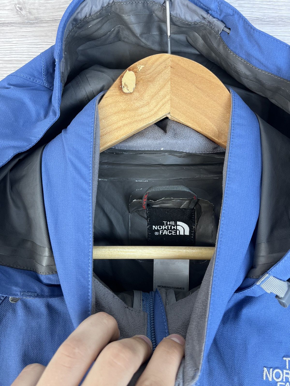 The North Face Women's outdoor jacket The North Face size M gore-Tex Size M / US 6-8 / IT 42-44 - 8 Thumbnail