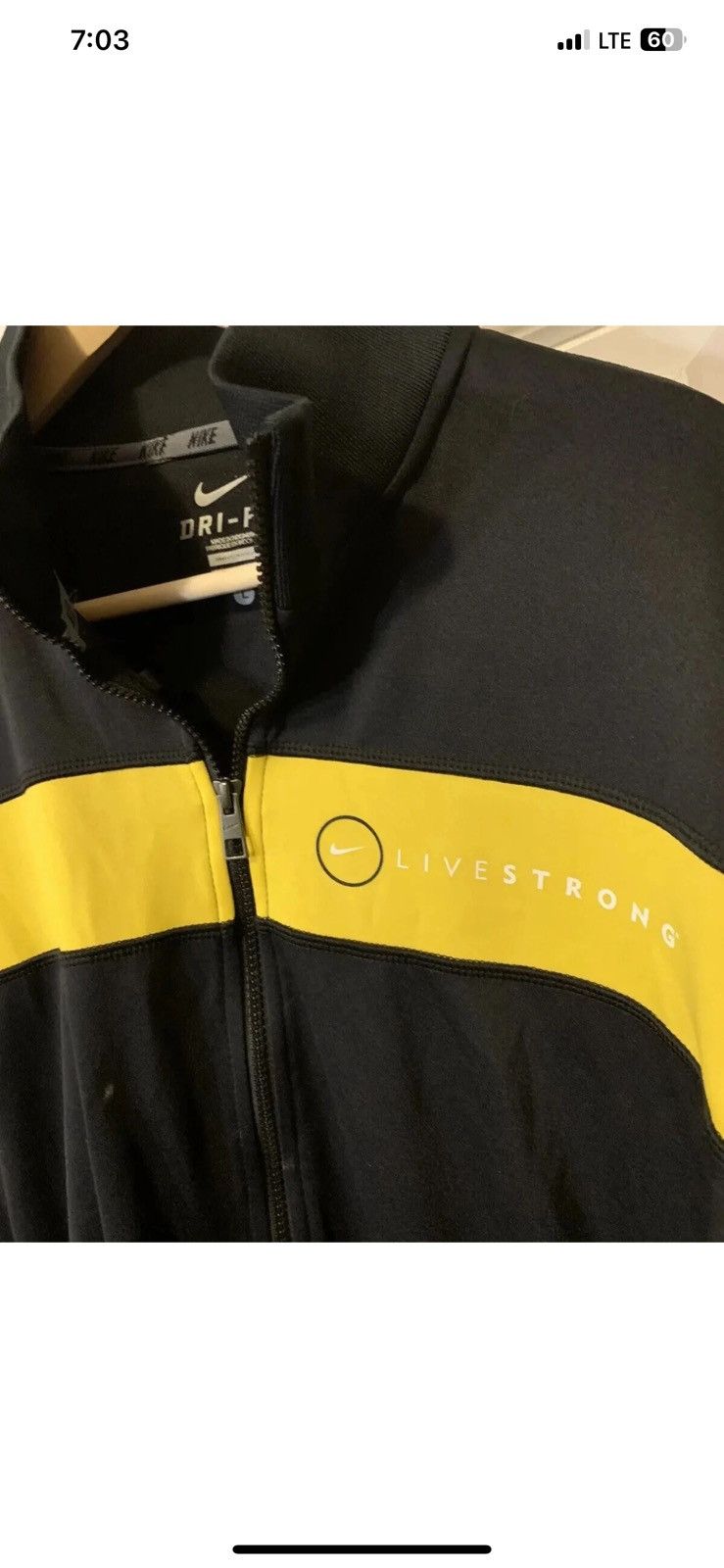 Nike Nike mens sz L livestrong jacket windbreaker dri fit black Size US L / EU 52-54 / 3 - 1 Thumbnail