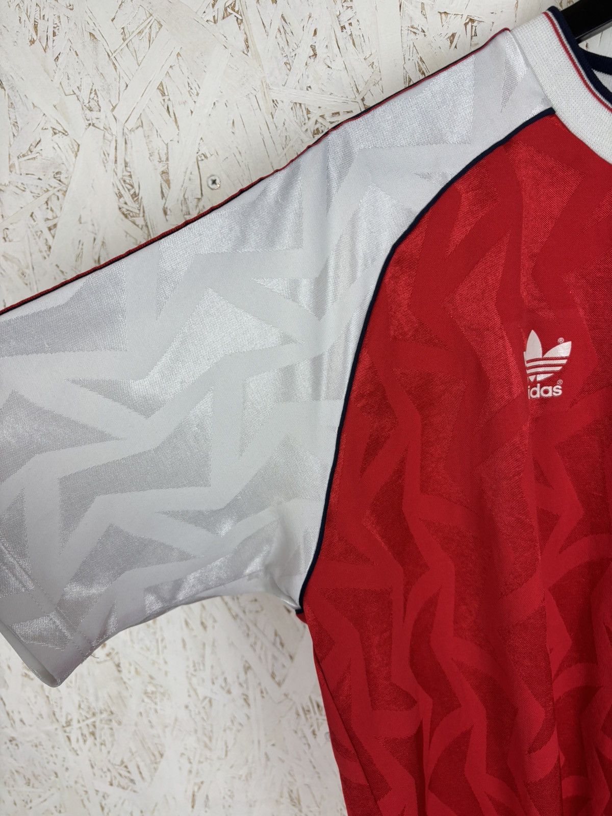 Adidas 90s Adidas 1990/92 Arsenal Template Blank Soccer Jersey XL Size US XL / EU 56 / 4 - 5 Thumbnail