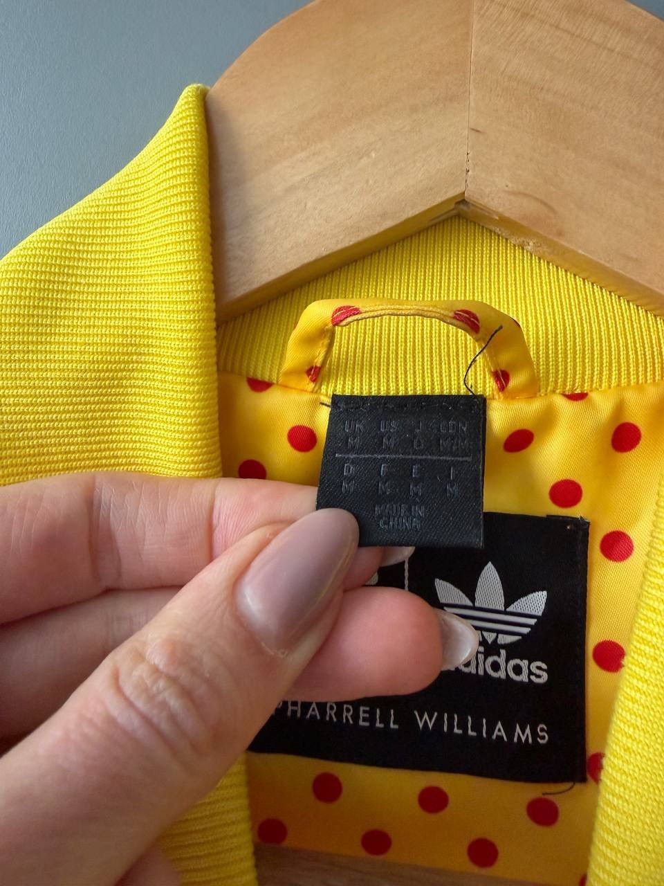 Adidas × Pharrell Pharrell Williams x Adidas Polka Dot Yellow Jacket Size US M / EU 48-50 / 2 - 6 Thumbnail