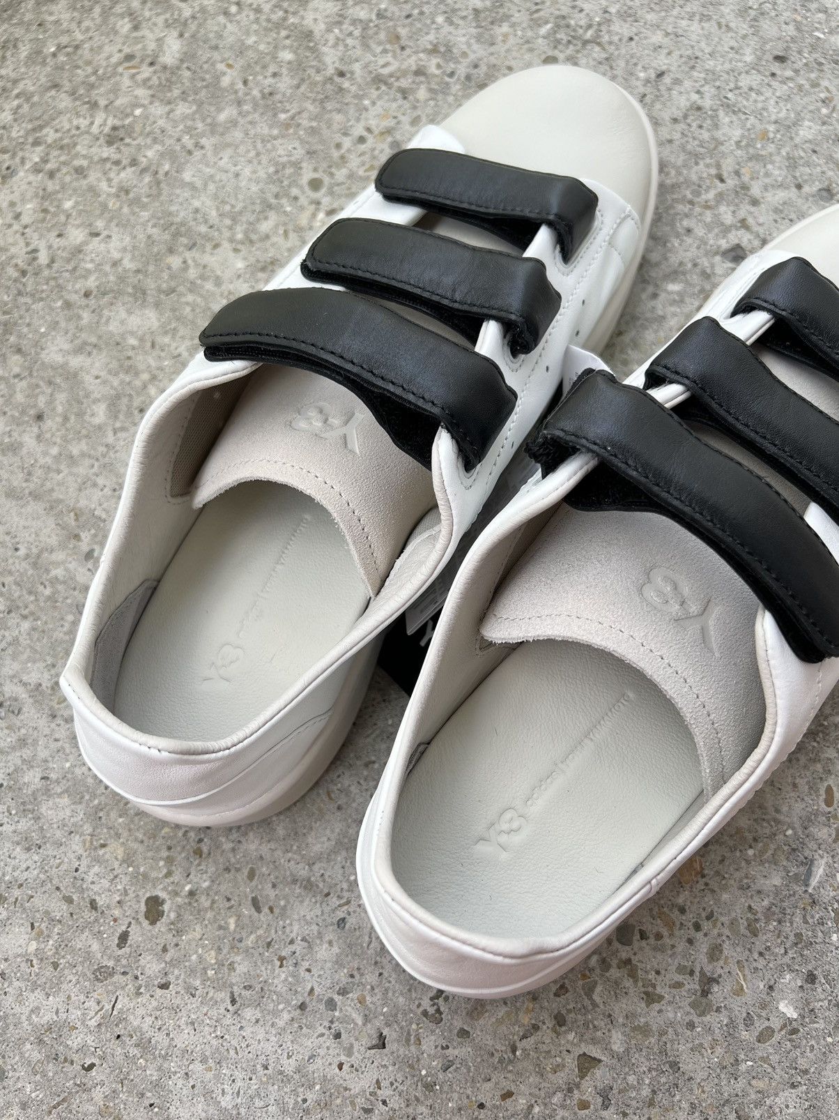 CHROME HEARTS Floral Button Leather Belt Loop