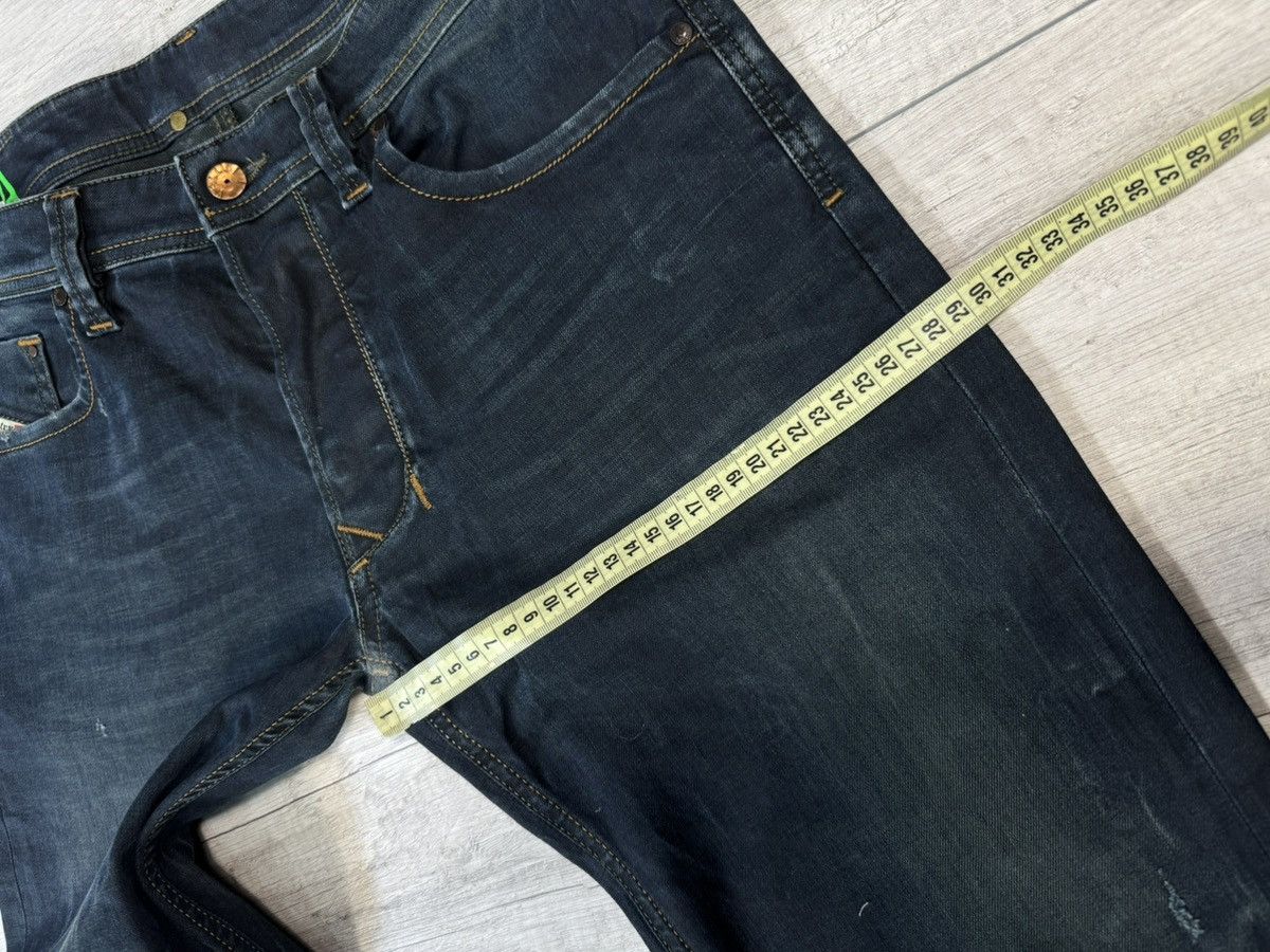 Diesel Diesel Larkee DNA Destresed Trapper Jeans Size US 31 - 12 Thumbnail