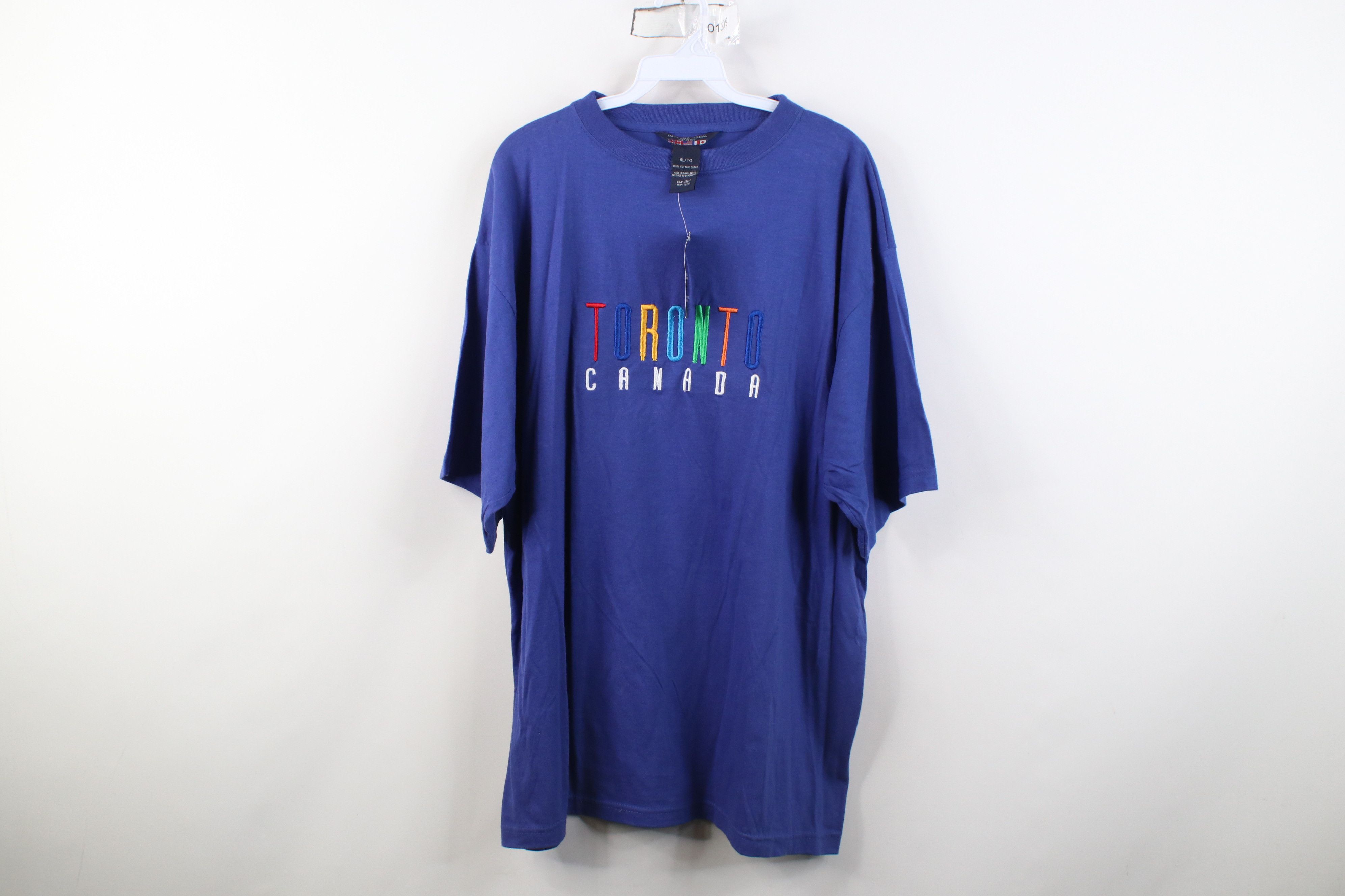 Vintage Deadstock Vintage 90s Streetwear Toronto Canada T-Shirt Blue Size US XL / EU 56 / 4 - 1 Thumbnail