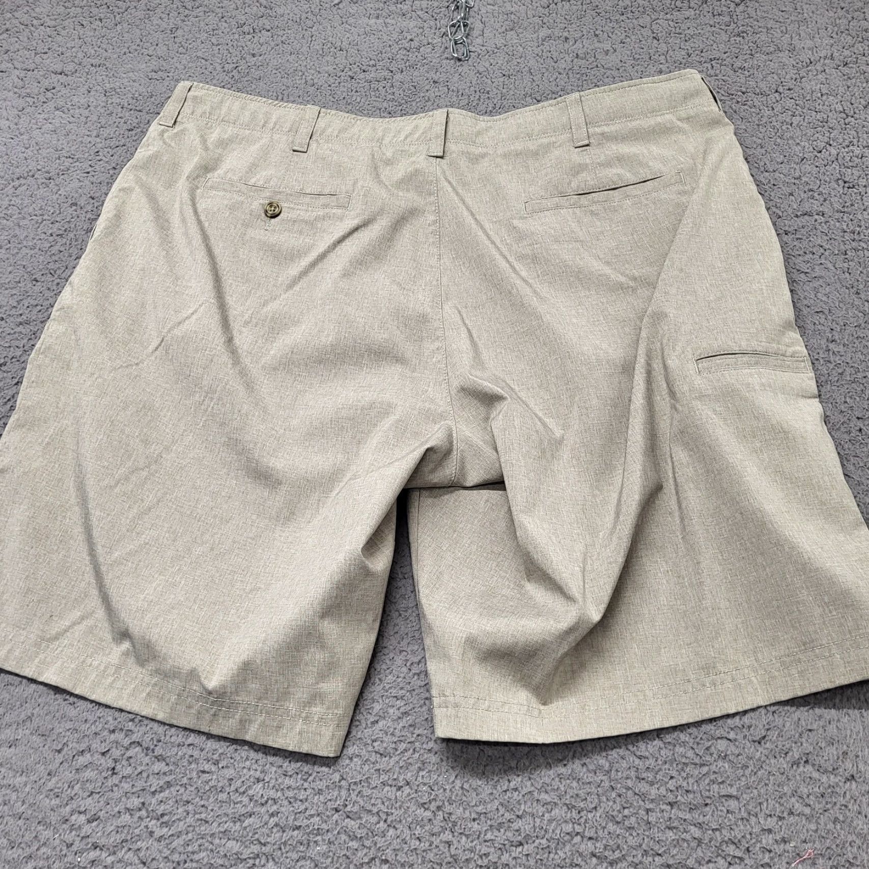 PGA Tour PGA TOUR Shorts Men Size 42 Golf Performance Stretch Khaki Heather Active Wear Size US 42 / EU 58 - 3 Thumbnail