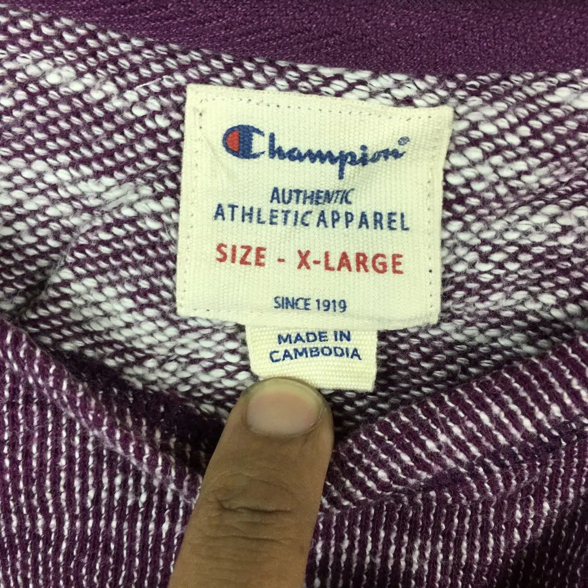 Champion Vintage CHAMPION PRODUCTS USA Striped Sweatshirt Sweater Size XL / US 12-14 / IT 48-50 - 3 Thumbnail