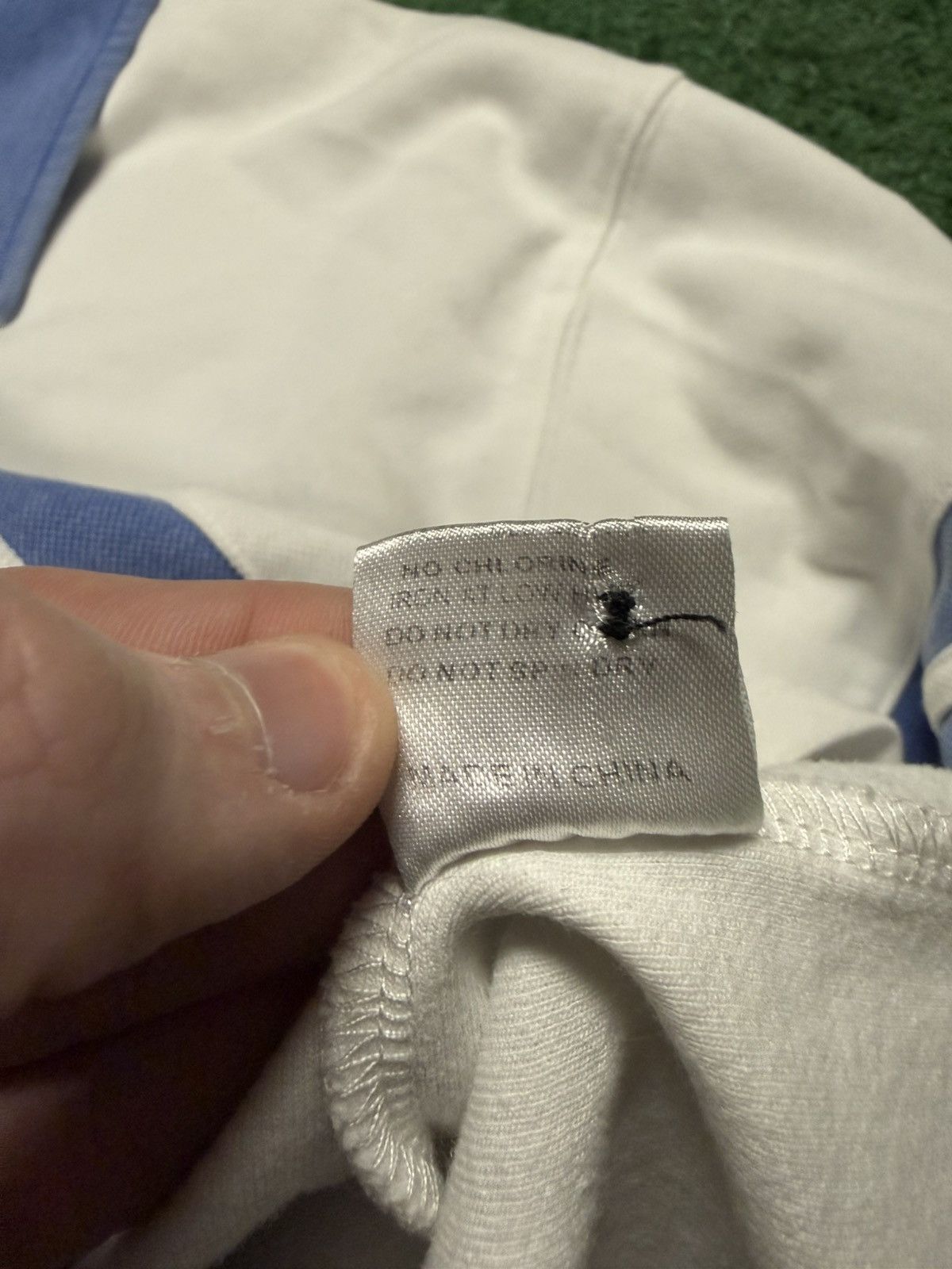 Vale Rare vale longsleeve rugby sized small Size US S / EU 44-46 / 1 - 6 Thumbnail