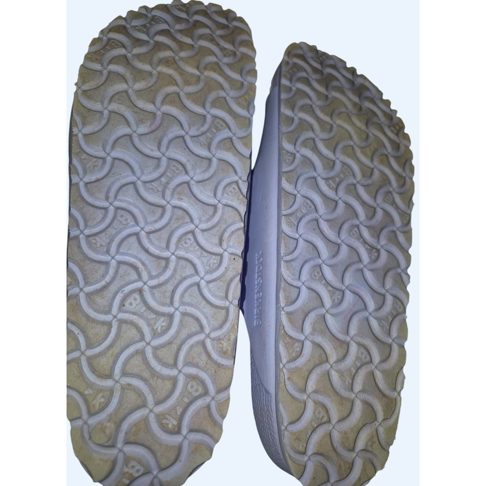 Birkenstock Birkenstock Womens Arizona EVA Sandals Light Purple Womens 9 Size US 9 / IT 39 - 7 Thumbnail