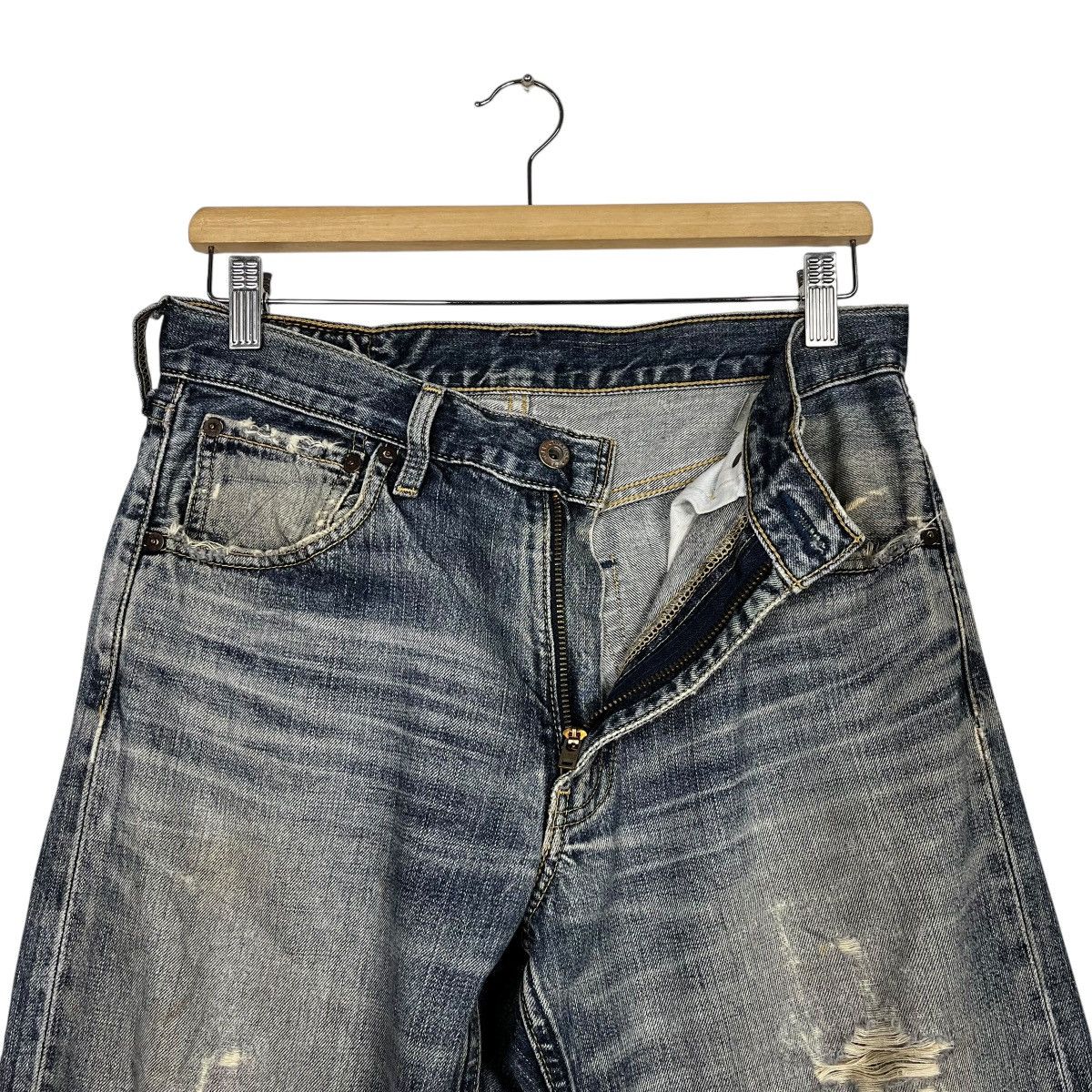Levi's Vintage Y2k Levis Distressed denim Size US 30 / EU 46 - 14 Thumbnail