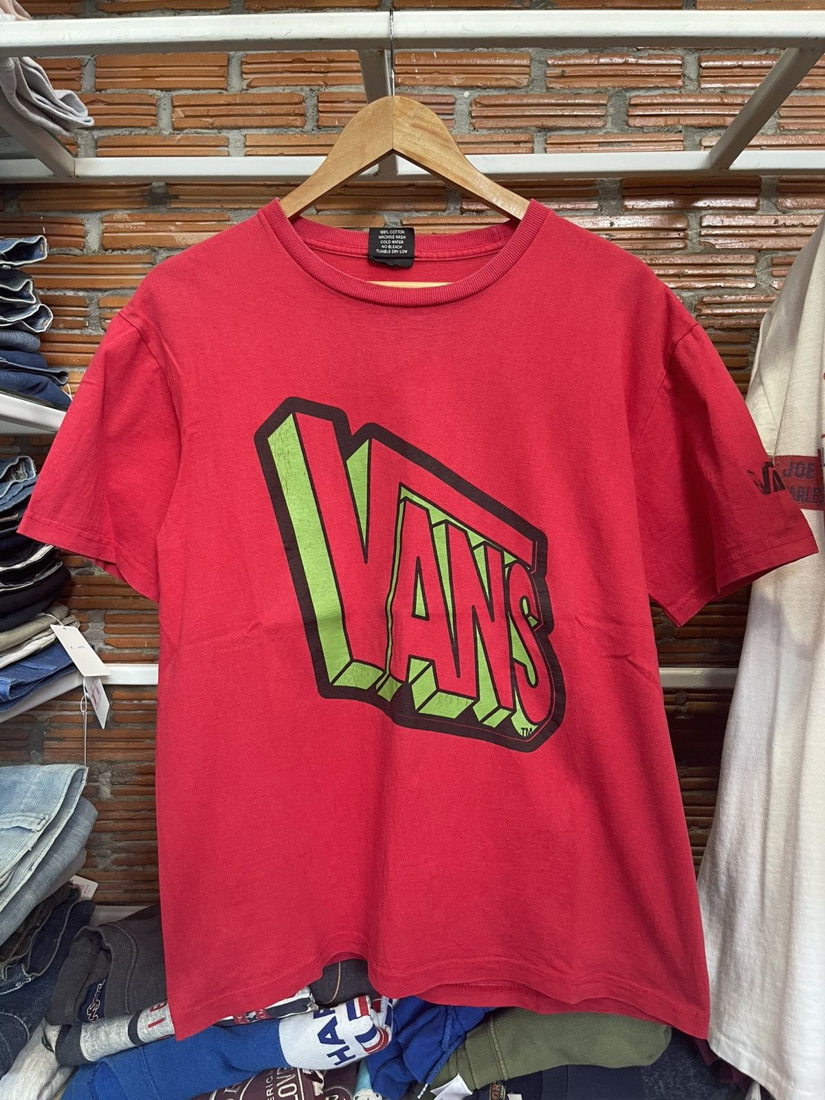 Vans Vintage Y2K Vans T shirt M Size US M / EU 48-50 / 2 - 1 Thumbnail