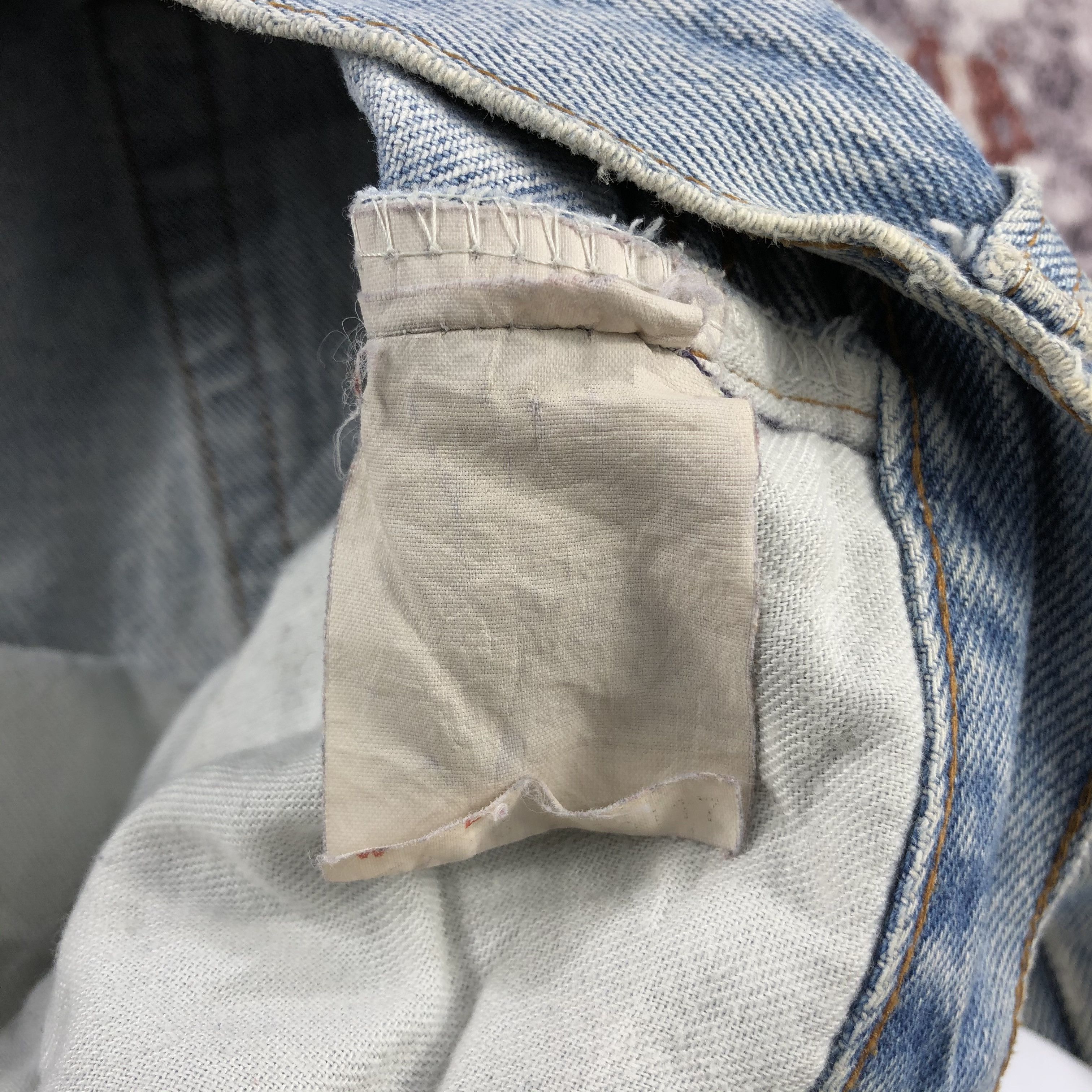 Levi's × Vintage 90s Vintage Ripped Levis 501 Jeans-JM2531 Size US 28 / EU 44 - 13 Thumbnail