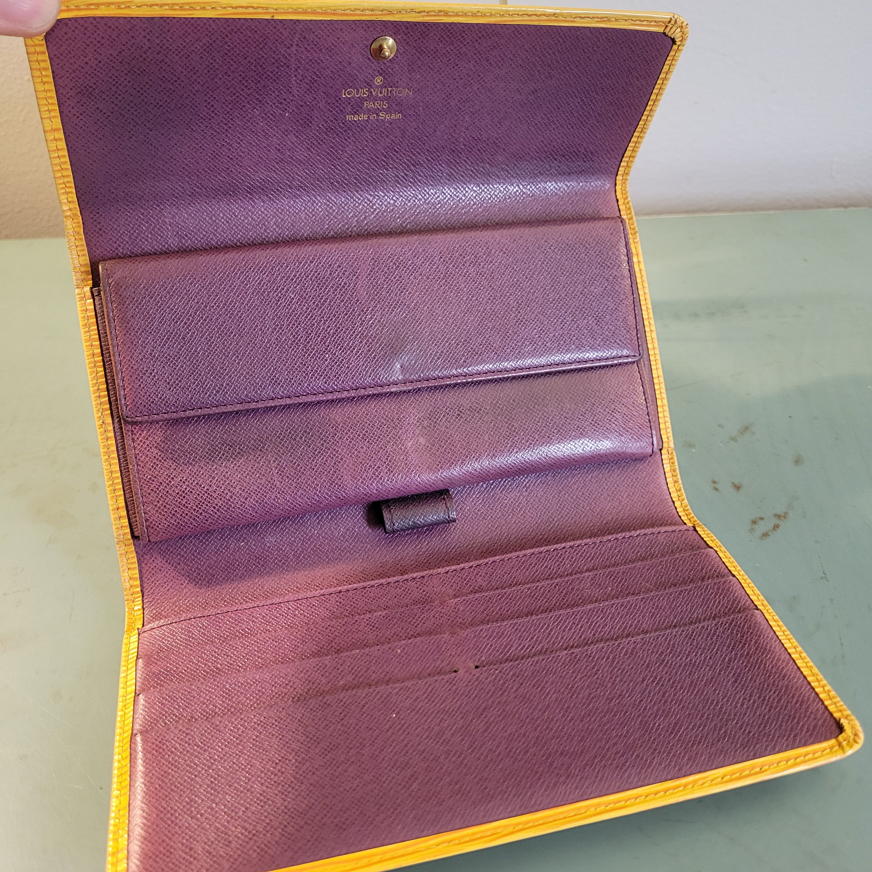 Louis Vuitton LV Epi Long Wallet Yellow and Purple International Size ONE SIZE - 4 Thumbnail
