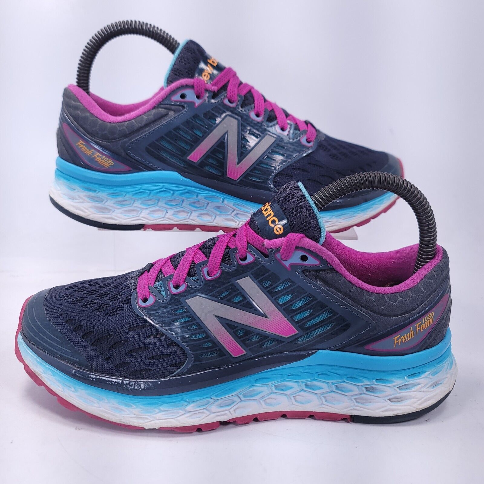 New Balance New Balance 1080 Athletic Shoe Womens Size 6 W1080BP6 Blue Size US 6 / IT 36 - 5 Thumbnail