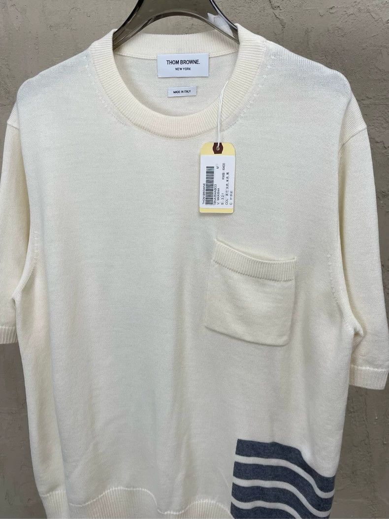 Thom Browne Thom browne Beige four-striped high-end knitted round-neck Size US L / EU 52-54 / 3 - 3 Thumbnail