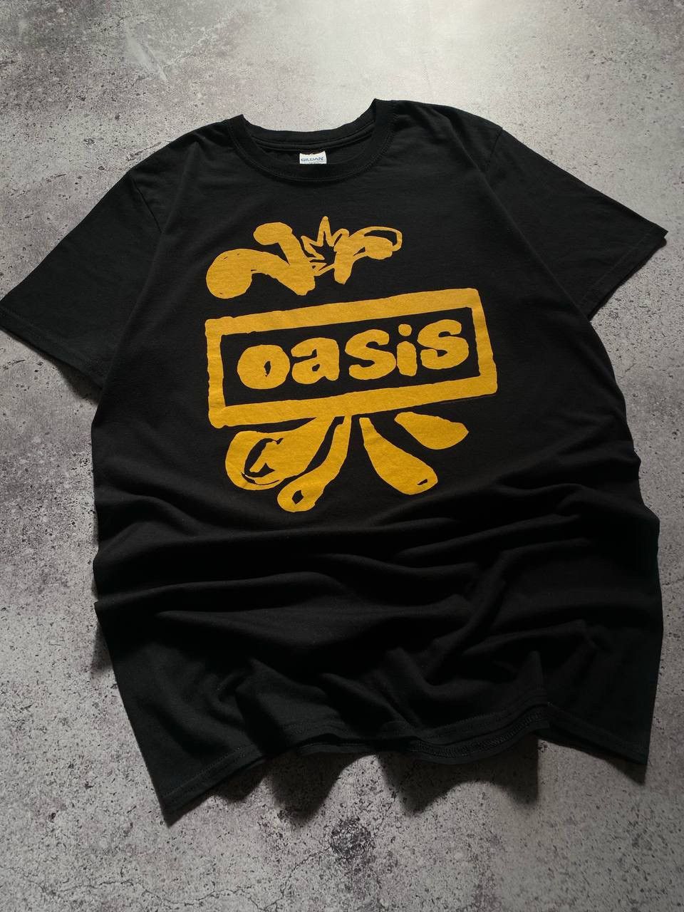 Band Tees OASIS DRAWN BOX LOGO ROCK BAND T SHIRT Size US M / EU 48-50 / 2 - 3 Thumbnail