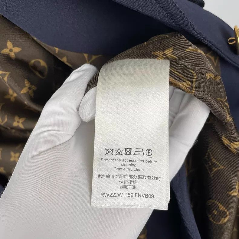 Louis Vuitton Louis Vuitton Dark Blue Preppy Badge Blazer jacket Size XS / US 0-2 / IT 36-38 - 8 Thumbnail