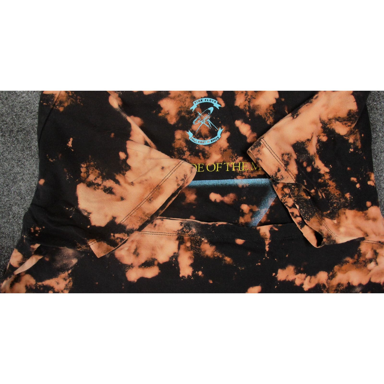 Pink Floyd Pink Floyd 2017 Custom Acid Wash Dark Side Tour Tee L Slim Size US L / EU 52-54 / 3 - 9 Thumbnail
