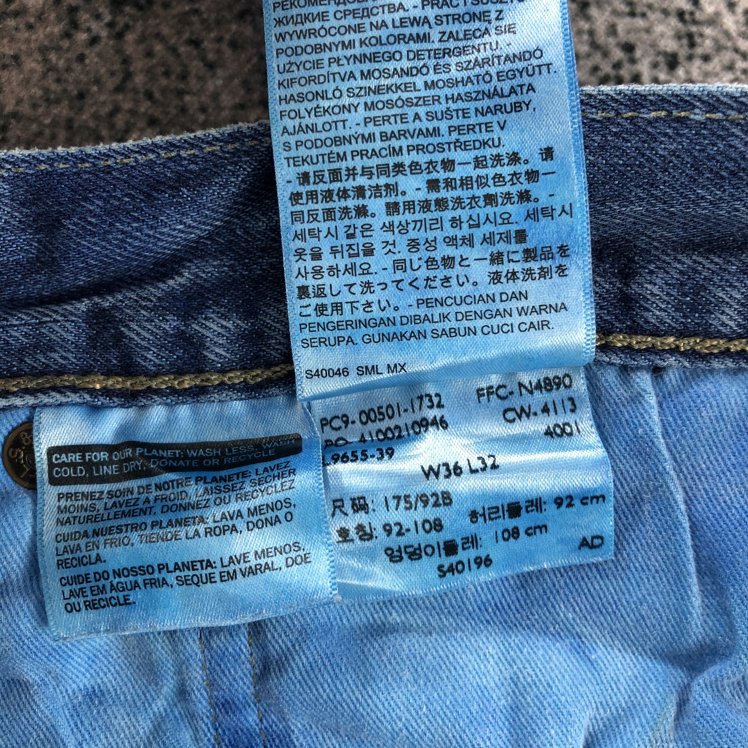 Levi's Levis 501 Jeans Blue Wash Denim KJ1125 Size US 36 / EU 52 - 15 Thumbnail