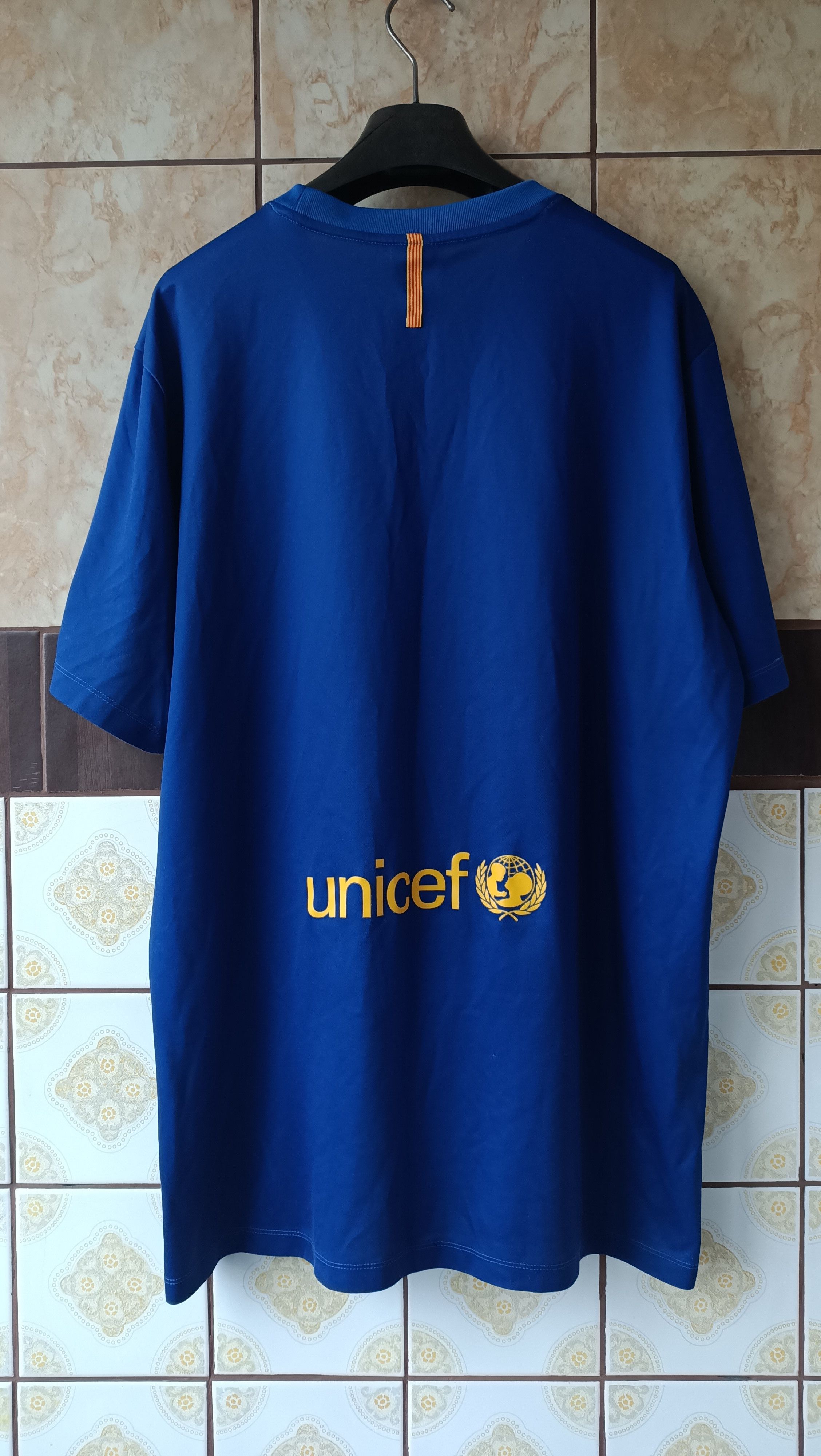 Nike Barcelona 2016/2017 Nike Soccer jersey Size US XL / EU 56 / 4 - 4 Thumbnail