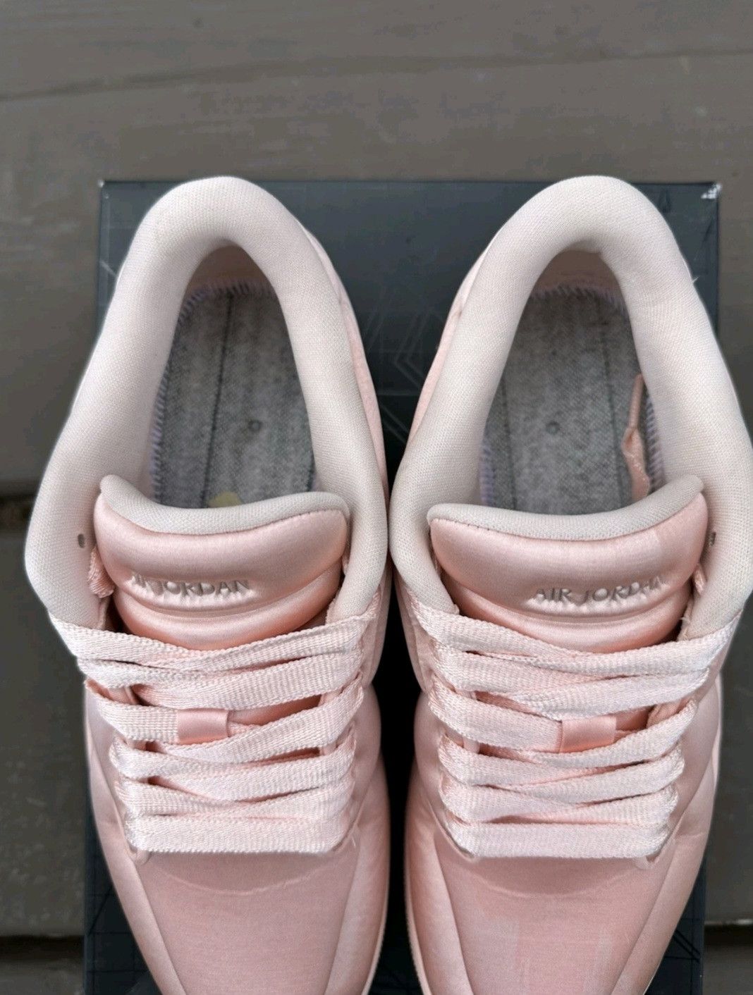 Jordan Brand Air Jordan Retro 1 Low Method Of Make Satin Guava Ice Wmns Size US 10.5 / IT 40.5 - 5 Thumbnail