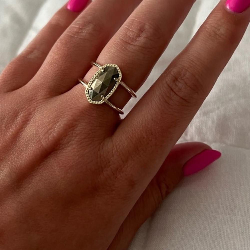 Designer Kendra Scott Elyse Gold Ring in Gold Pyrite Size 9 Size ONE SIZE - 1 Thumbnail