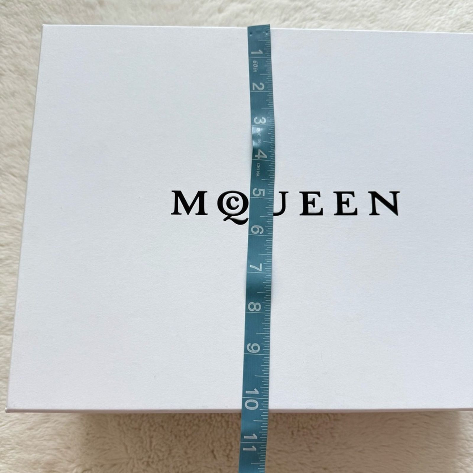 Alexander McQueen Alexander McQueen shoe box Authentic Size ONE SIZE - 2 Thumbnail