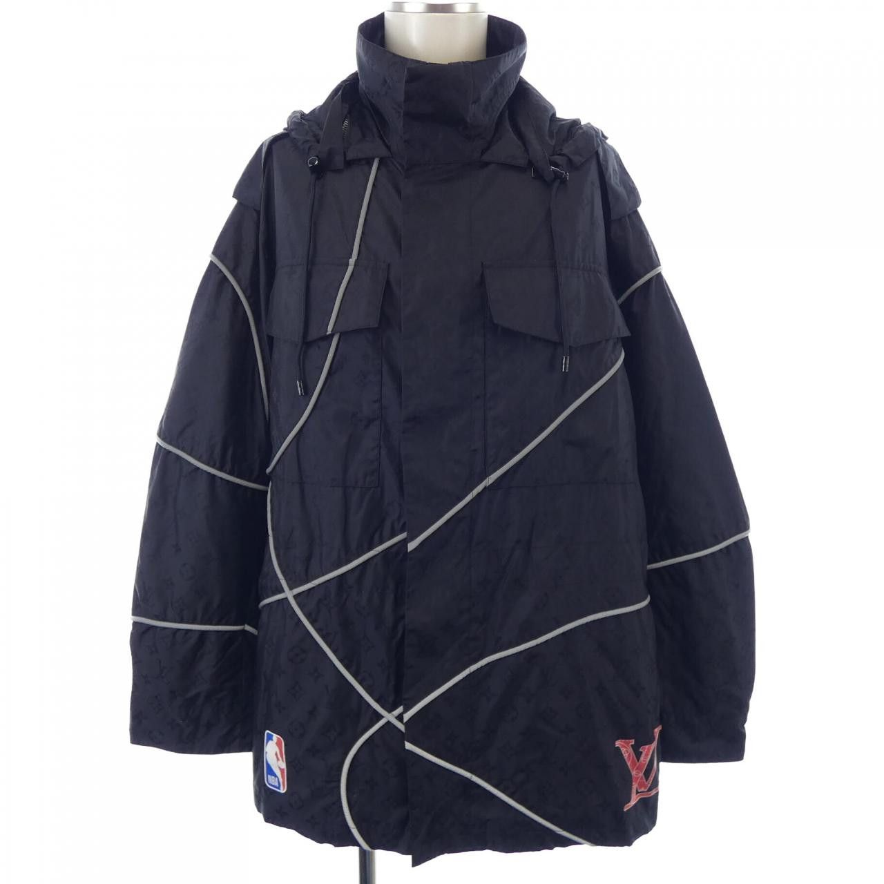 Louis Vuitton Louis Vuitton Louis Vuitton NBA Blouson Jacket Others Outerwear HKB02EZNV NBA DUTY FREE for USA Size ONE SIZE - 1 Thumbnail