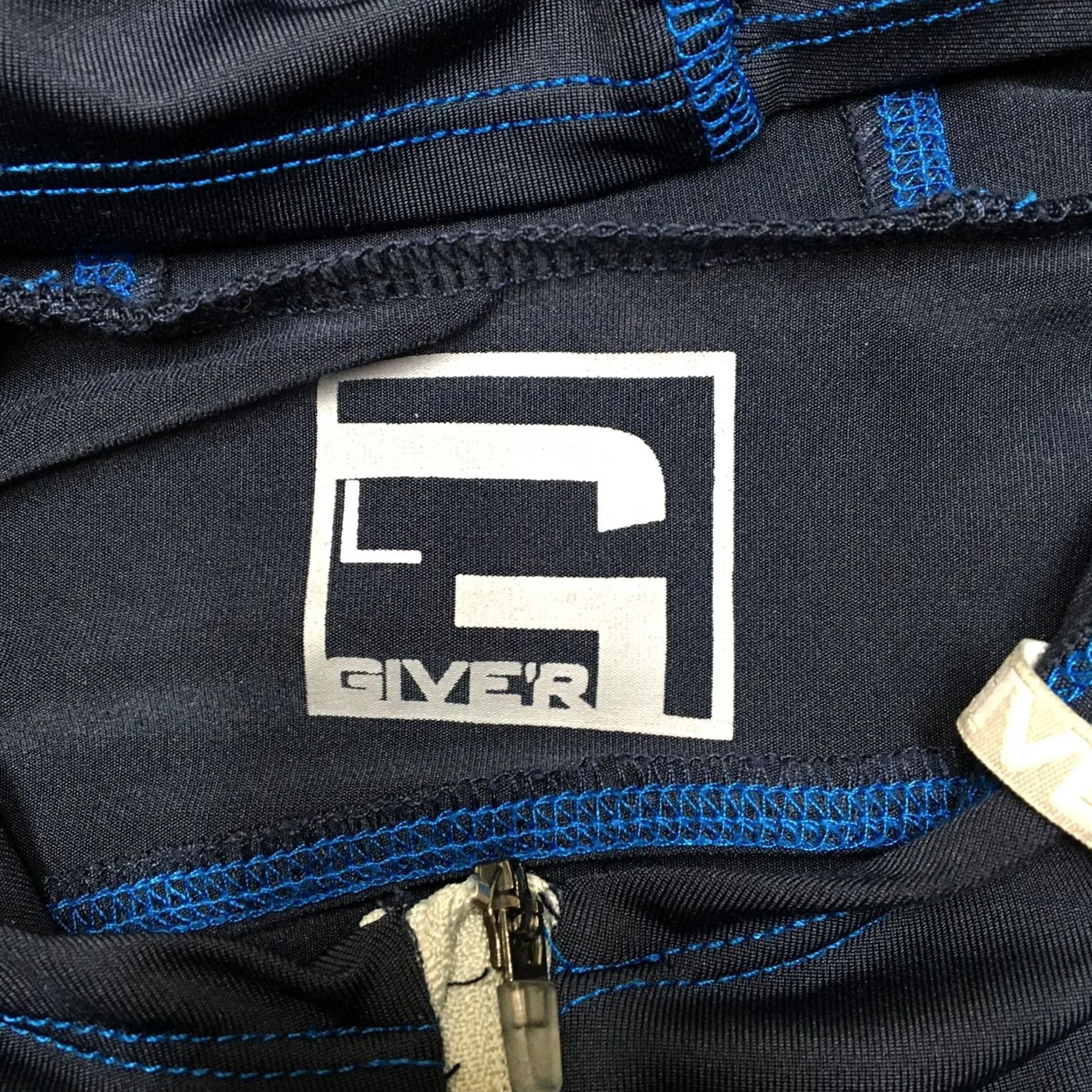 Layer 8 Give'r Pullover Hoodie Men Large Athletic Running Thumb Holes Outdoor Navy Blue 1/4 Zip Slit Hooded Sleeves Size US L / EU 52-54 / 3 - 5 Thumbnail