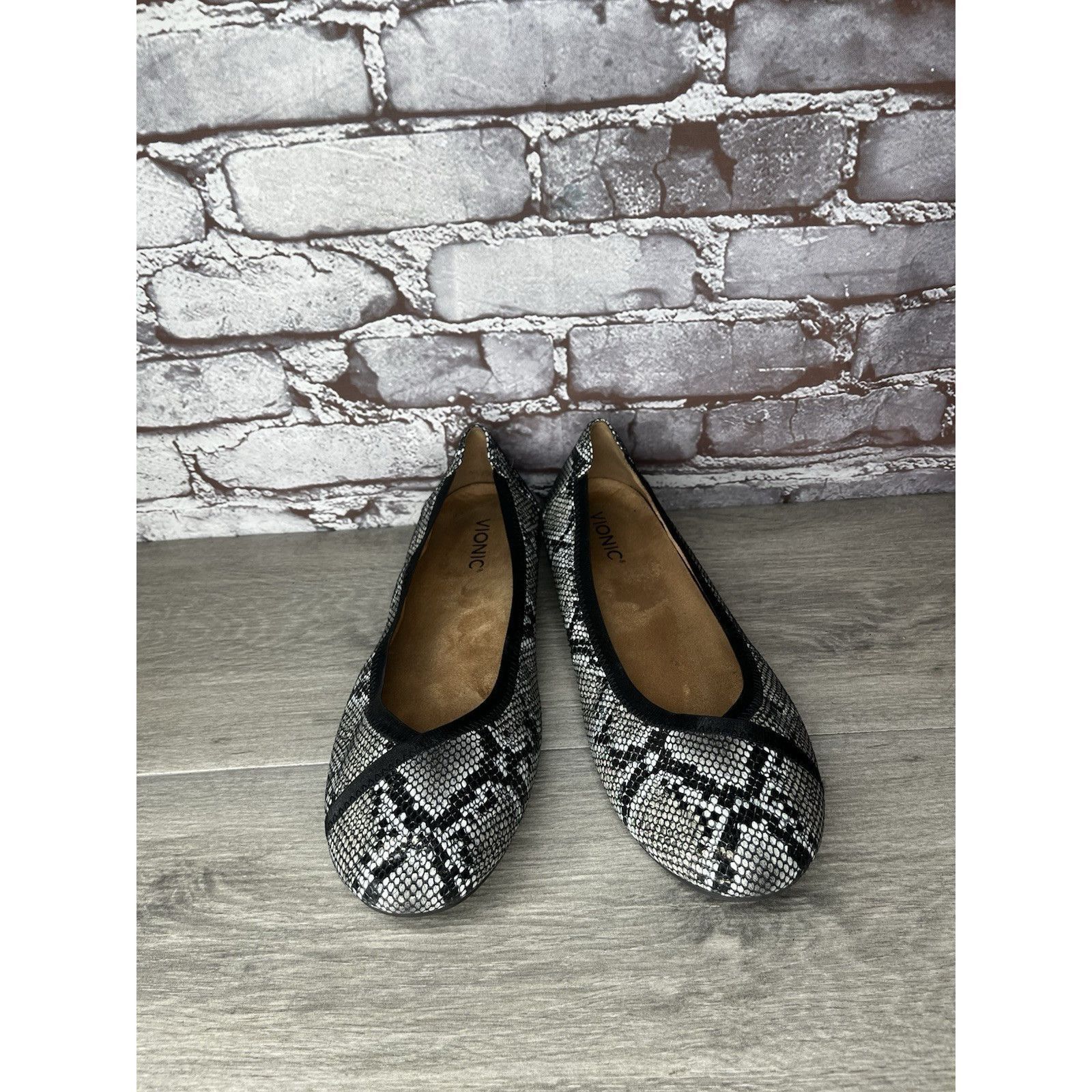 Etonic Vionic Carroll Snake Black White Ballet Slip On Flats Women Size US 11 / IT 41 - 4 Thumbnail
