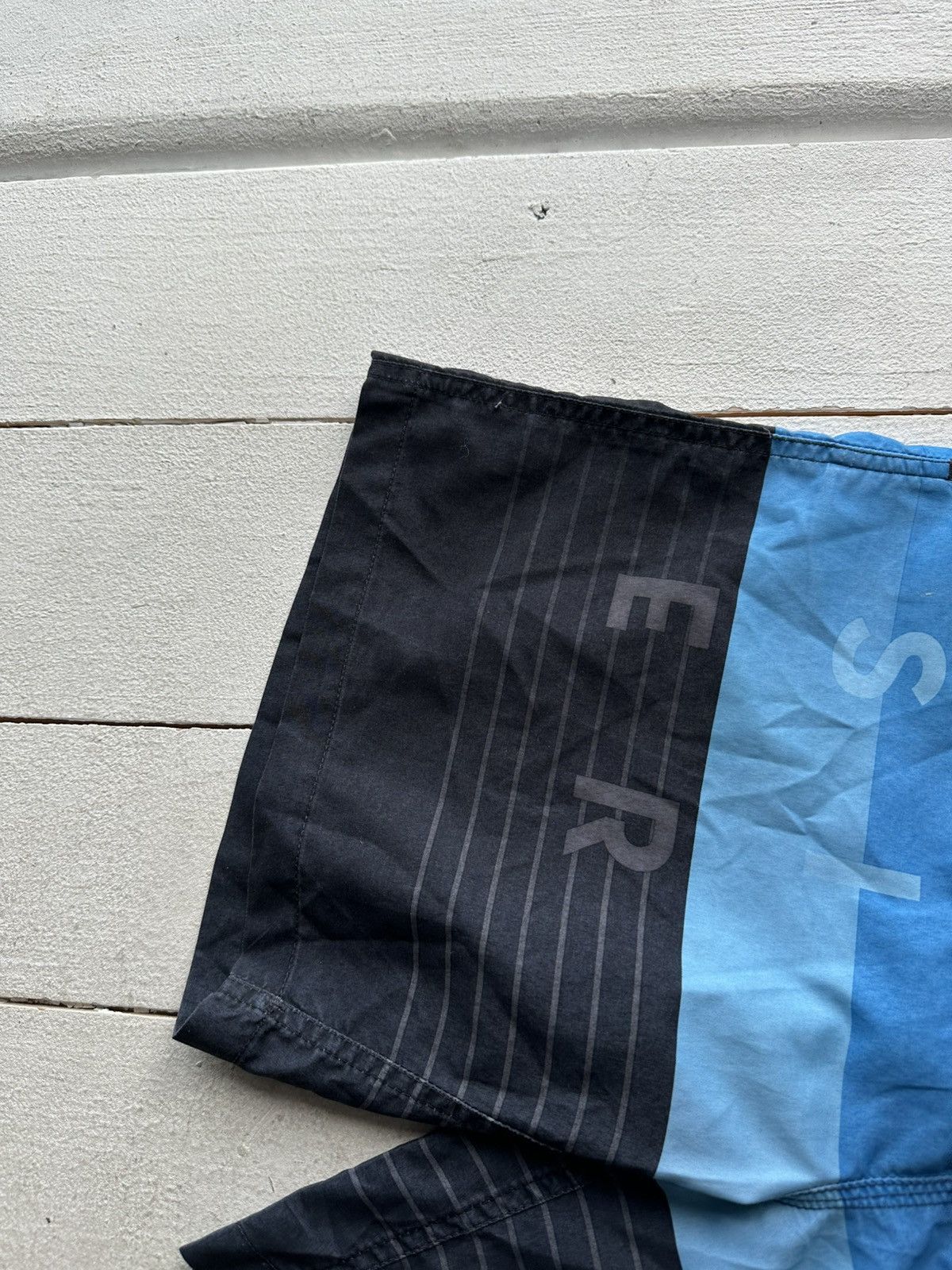 Quiksilver 🚨Vintage Quiksilver Shorts Big Logo Y2K Style 90s Surfing Size US 29 - 3 Thumbnail