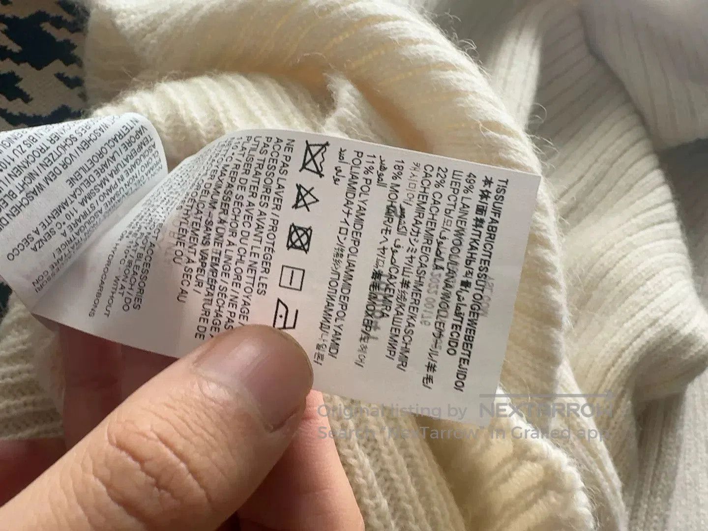 Saint Laurent Paris Saint Laurent YSL Cream Logo Turtleneck Sweater. Size S / US 4 / IT 40 - 6 Thumbnail