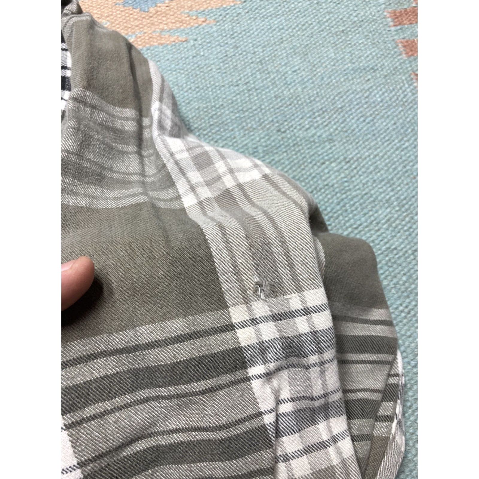 Eddie Bauer VINTAGE Eddie Bauer flannel button shirt plaid check gray Men M Cotton Long Sleeve Medium Gray shirt Size US M / EU 48-50 / 2 - 6 Thumbnail