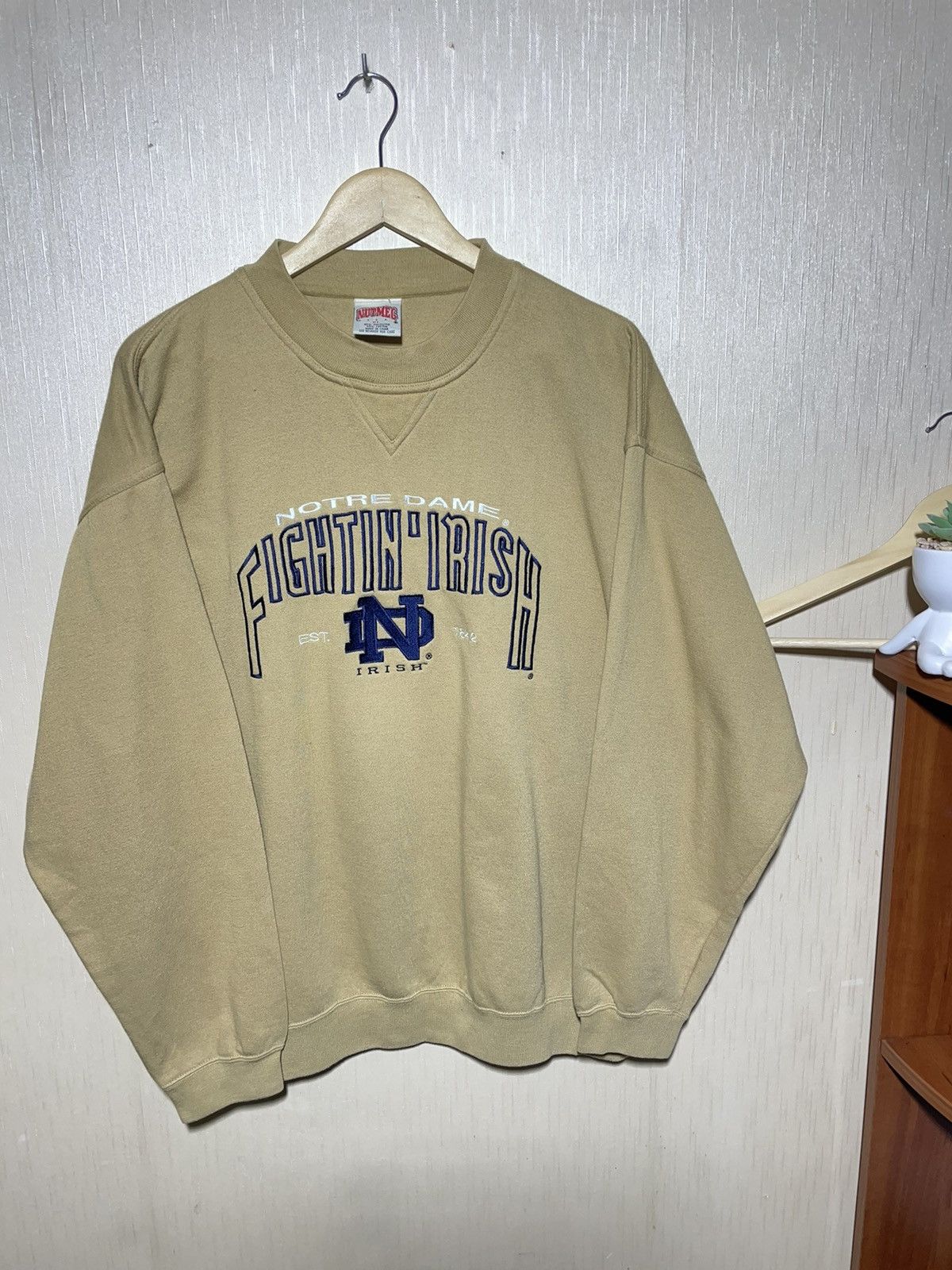 Nutmeg × Vintage Nutmeg Notre Dame Fighting Irish vintage sweatshirt Size US XL / EU 56 / 4 - 1 Thumbnail